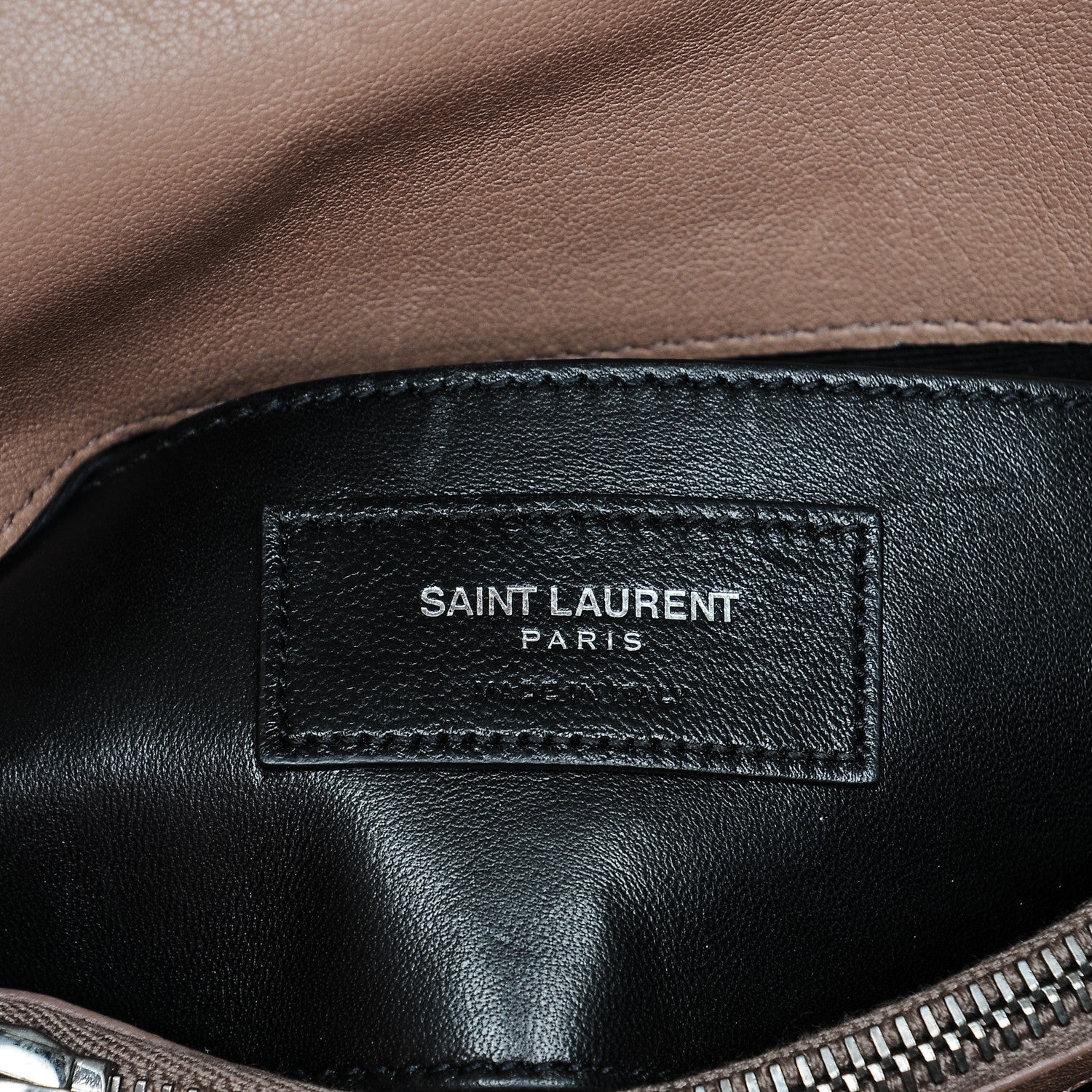Saint Laurent Sheepskin Matelasse Chevron Monogram Medium College Bag Fard 9 of 9