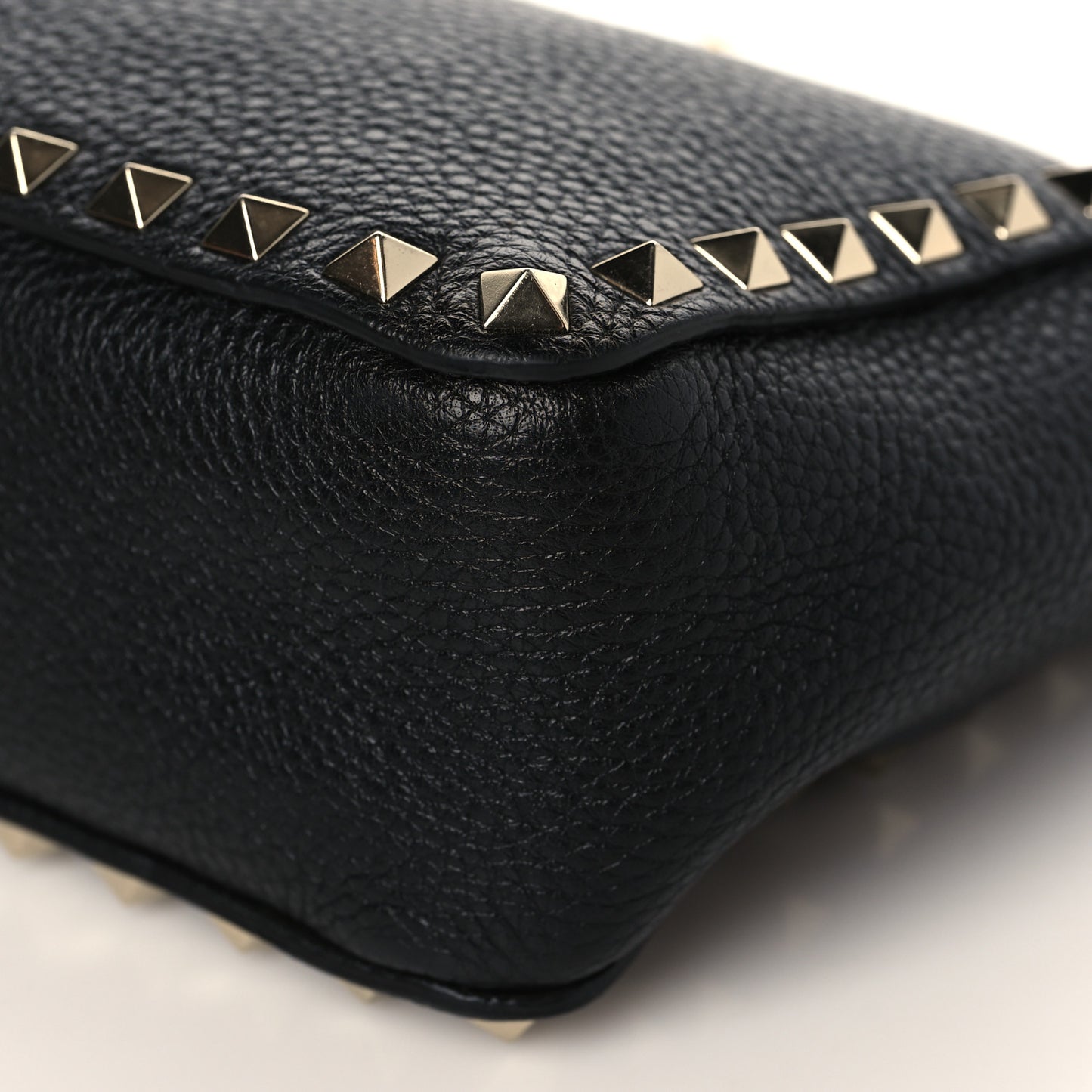 Pebbled Calfskin Mini Rockstud Flip-Lock Messenger Bag Black