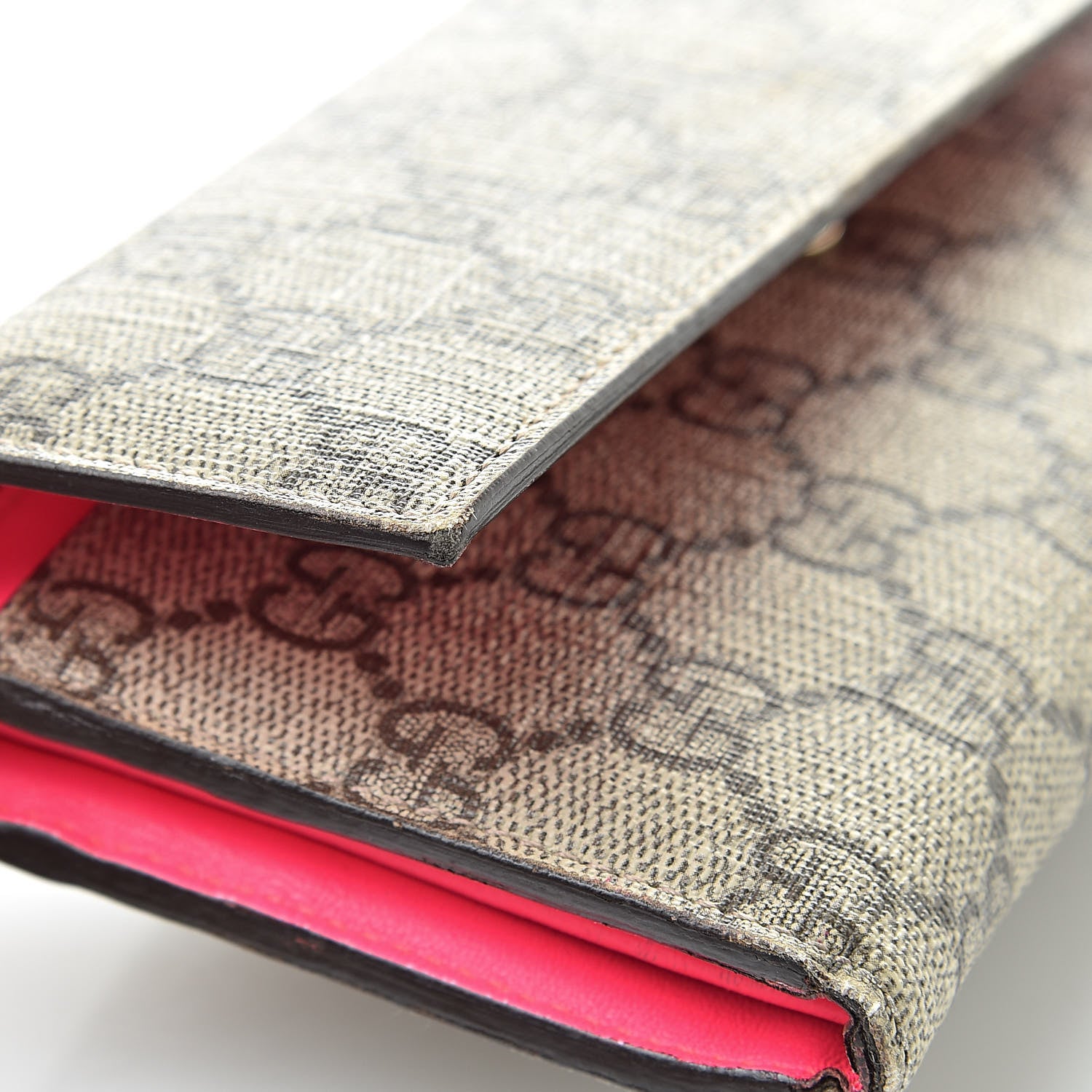 Gucci GG Supreme Monogram Continental Heart Wallet Fluorescent Fuchsia 14 of 15