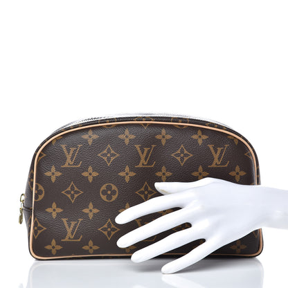 Louis Vuitton Monogram Toiletry Bag 25 2 of 9