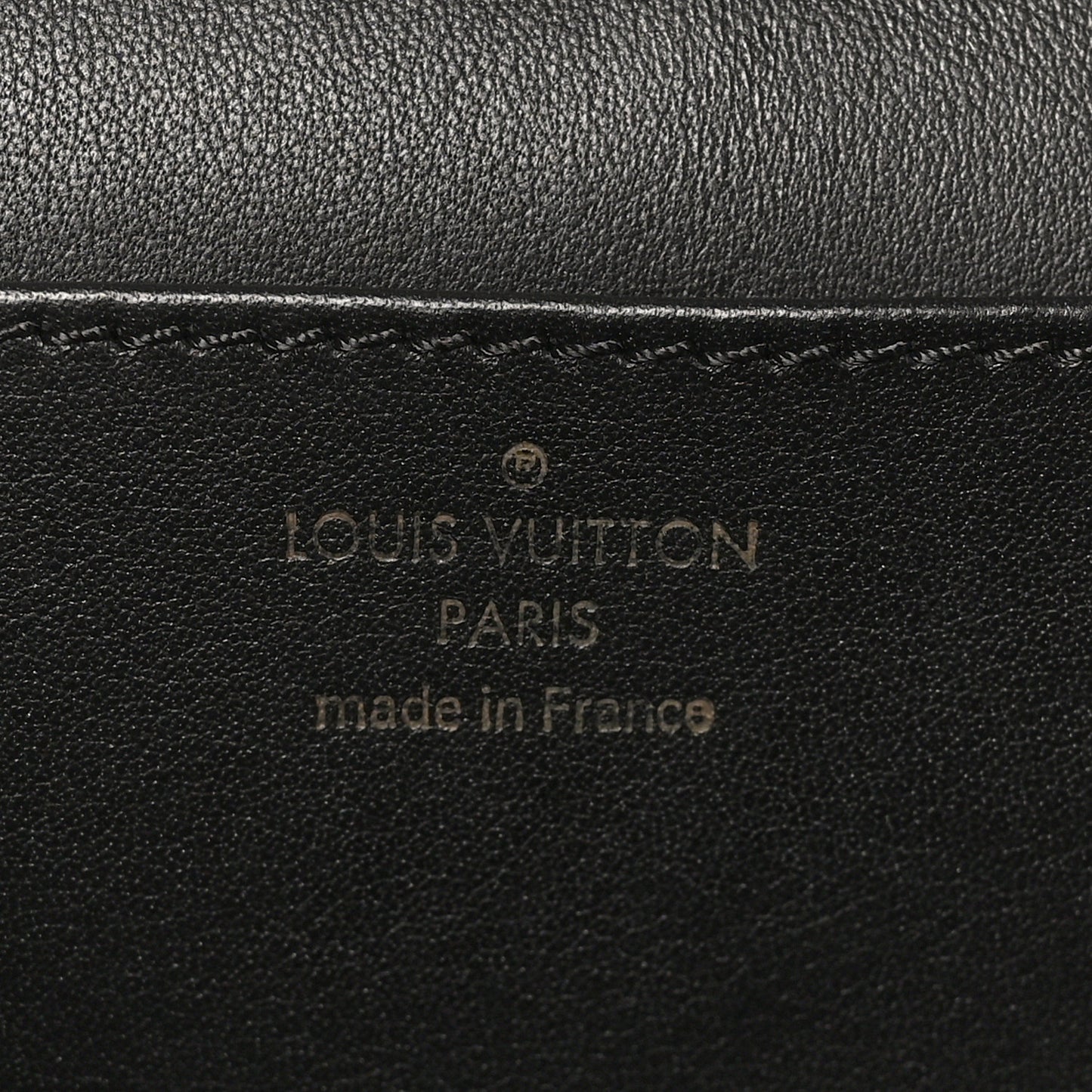 Grained Calfskin Vivienne NM Black
