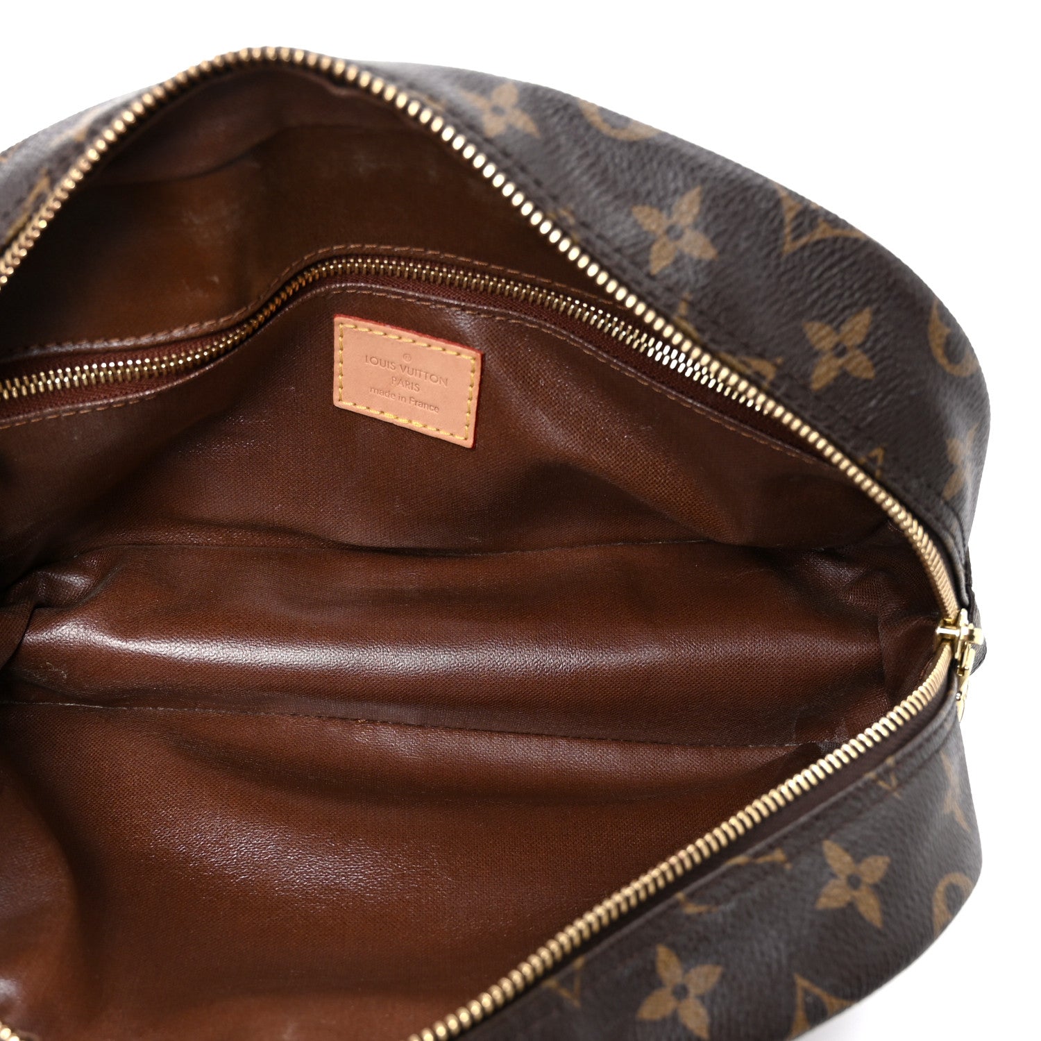 Louis Vuitton Monogram Toiletry Bag 25 5 of 8