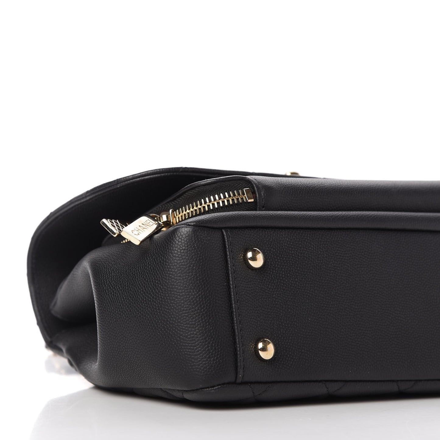 Caviar Quilted Medium Business Affinity Flap Black