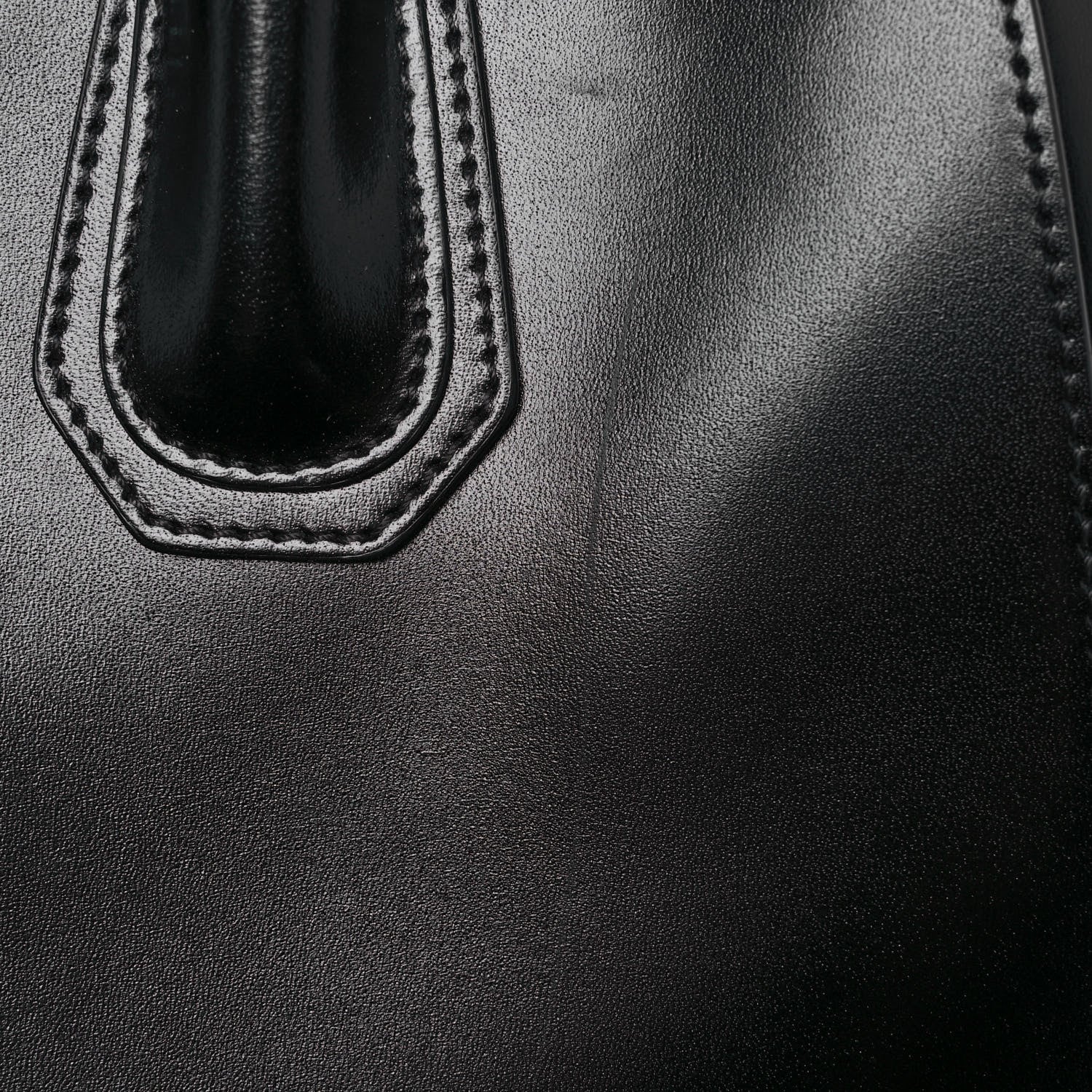 Givenchy Shiny Lord Calfskin Medium Antigona Black 12 of 12