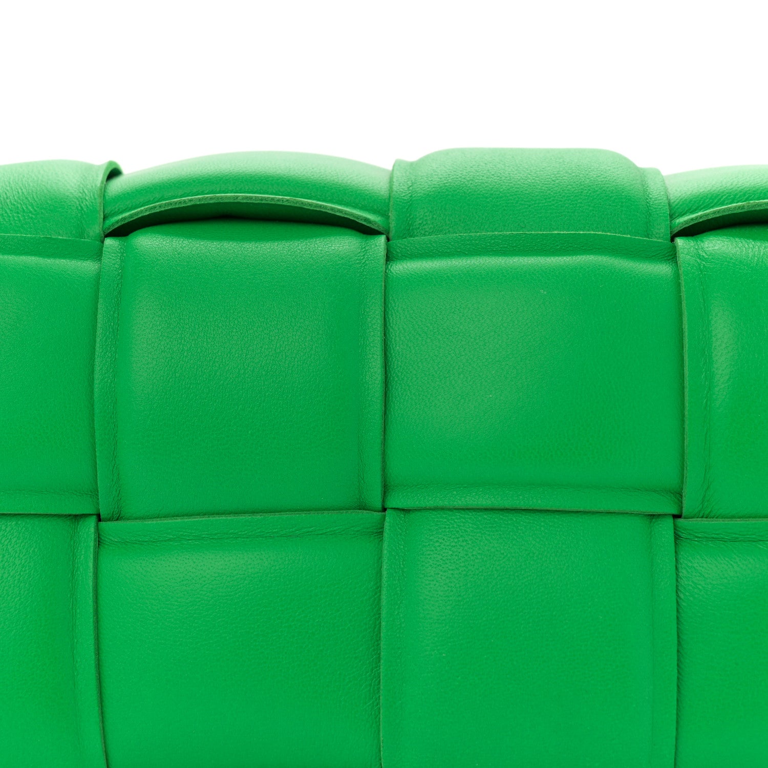 Bottega Veneta Nappa Maxi Intreccio Padded The Belt Cassette Bag Parakeet 8 of 11