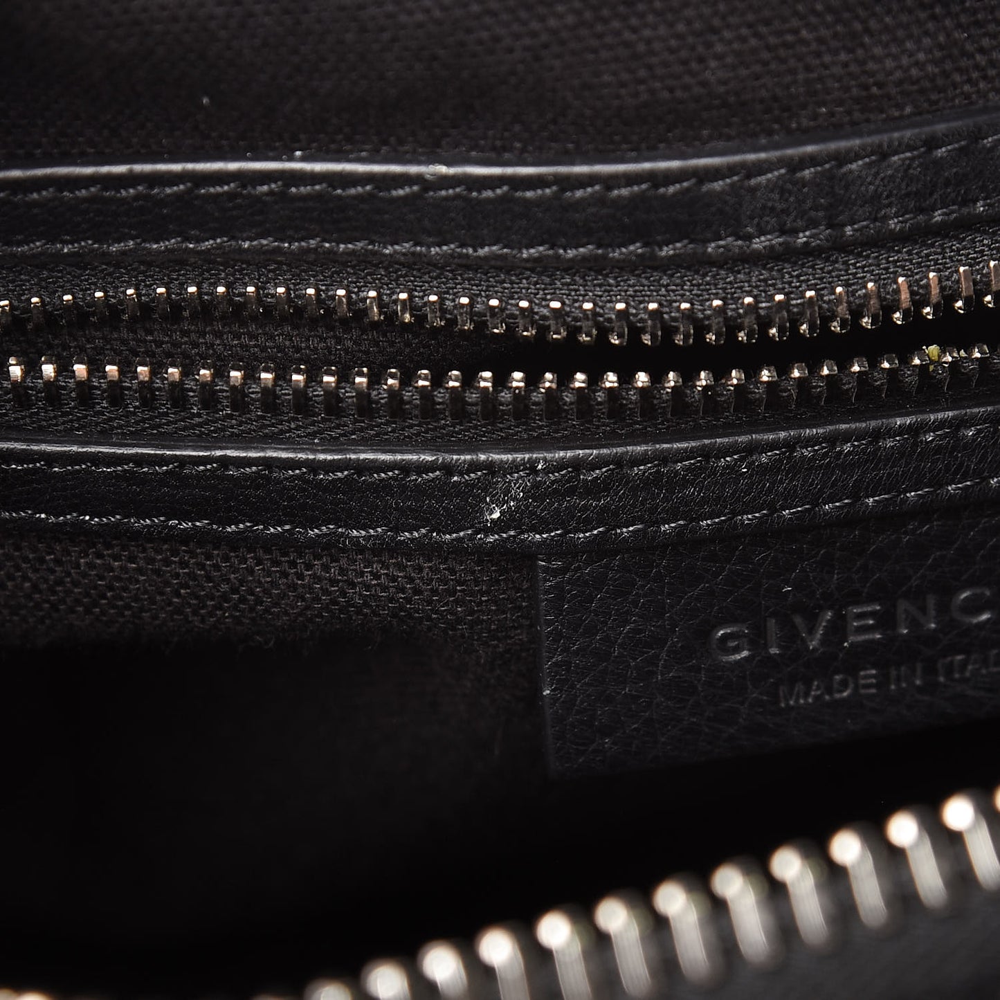 Sugar Goatskin Mini Antigona Black