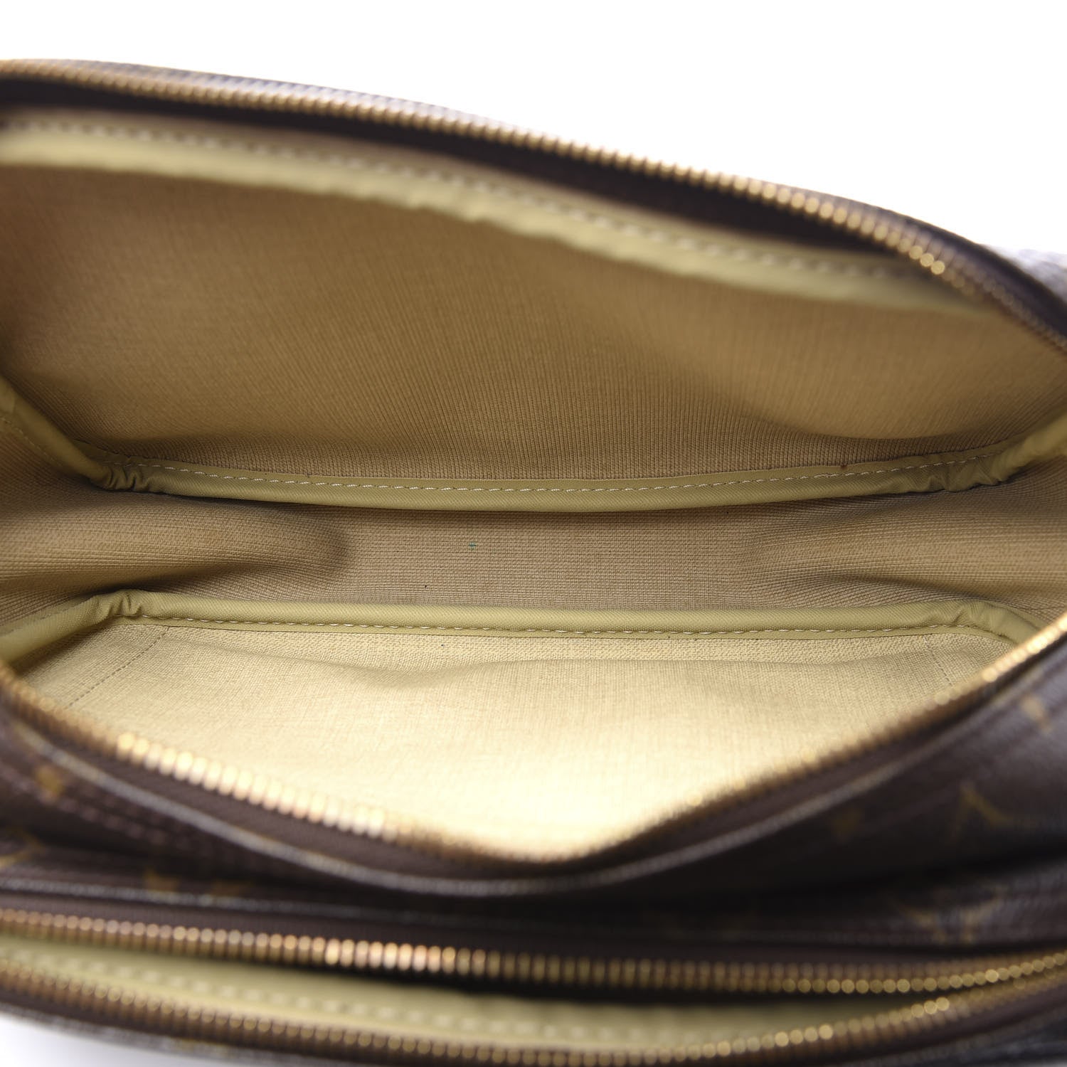 Louis Vuitton Monogram Reporter PM 7 of 9