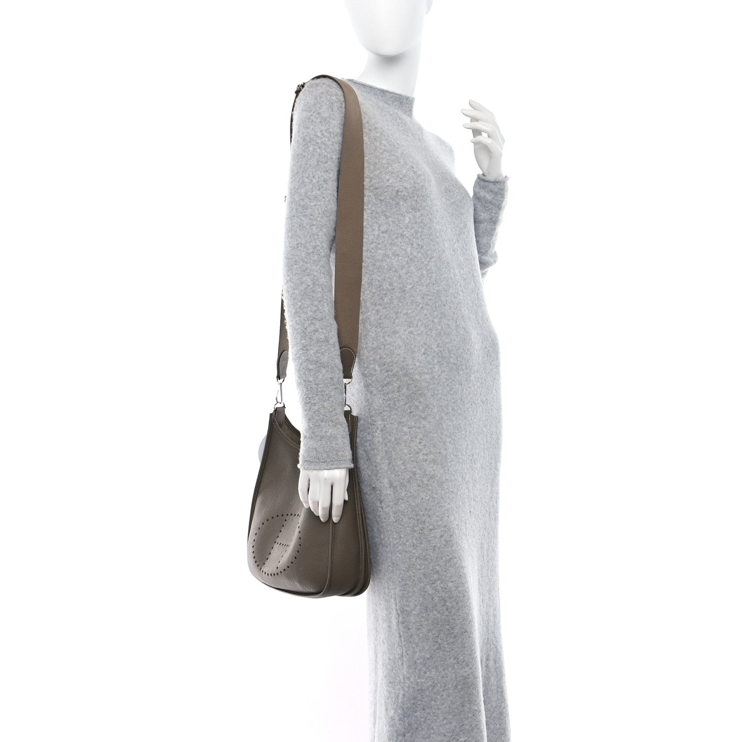 Hermes Taurillon Clemence Evelyne III PM Etoupe 2 of 12