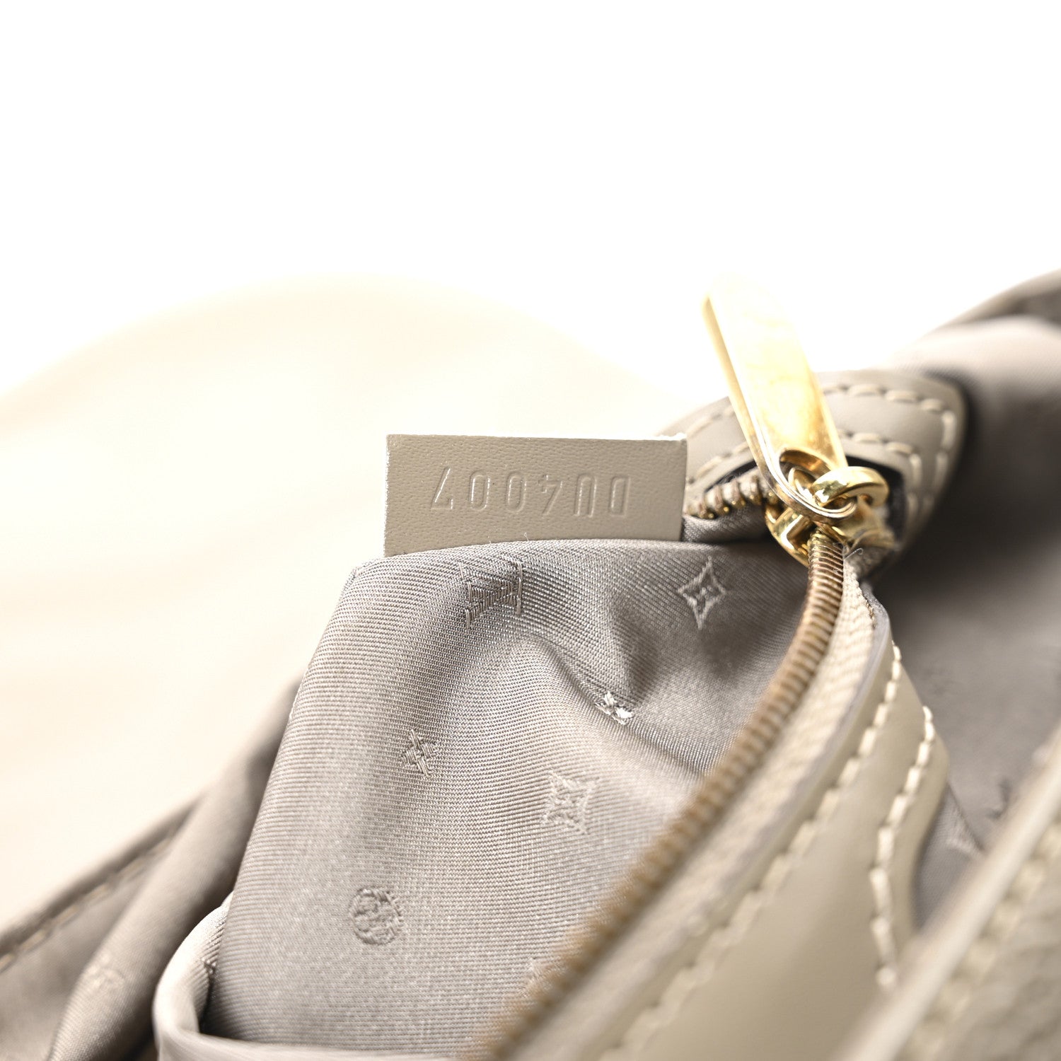 Louis Vuitton Suhali Le Confident Verone 7 of 11