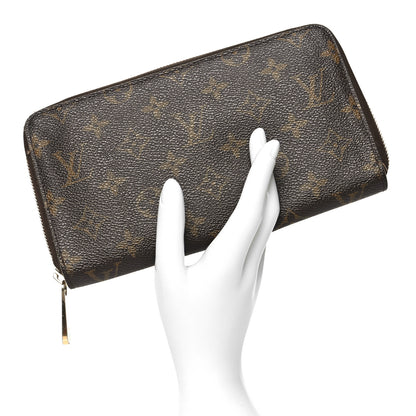 Louis Vuitton Monogram Zippy Organizer Wallet 2 of 13