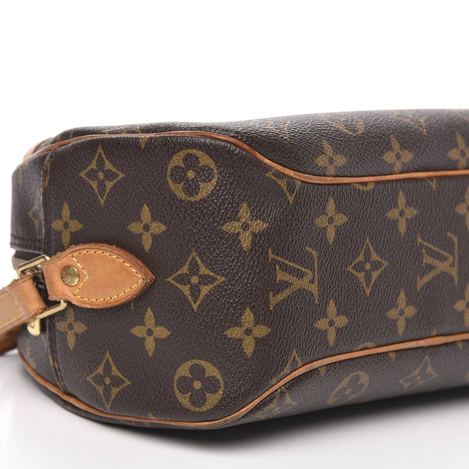 Louis Vuitton Monogram Blois 7 of 15