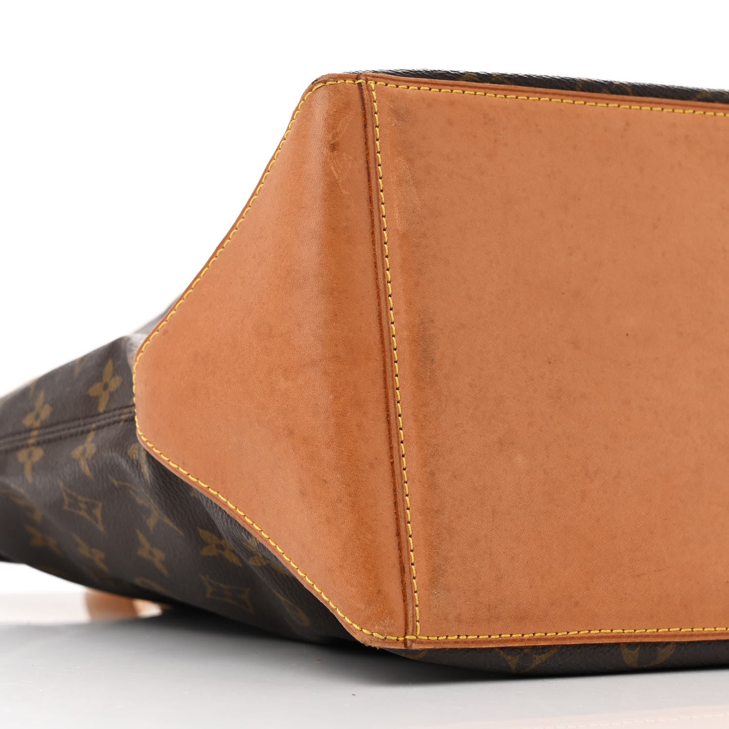 Louis Vuitton Monogram Cabas Mezzo 7 of 8