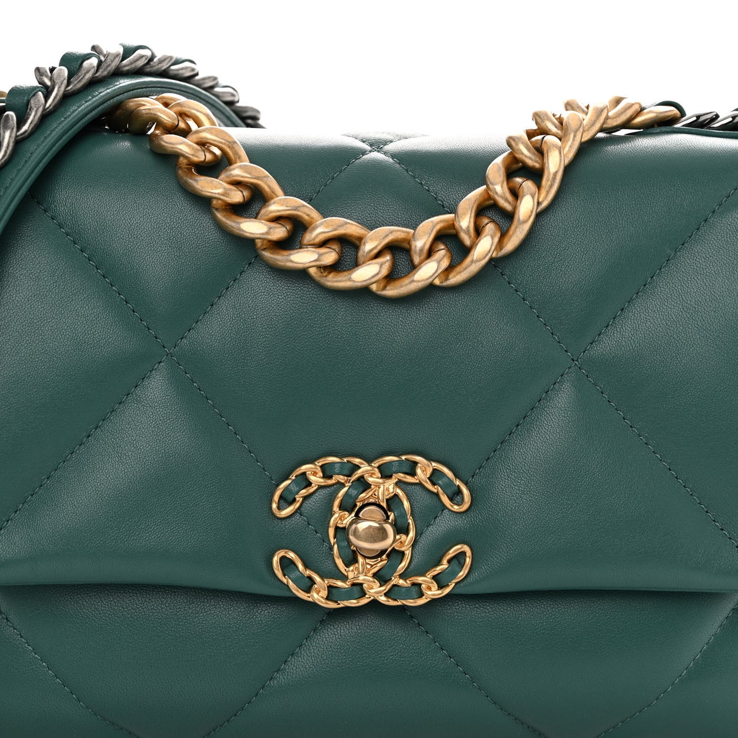 Lambskin Quilted Medium Chanel 19 Flap Green