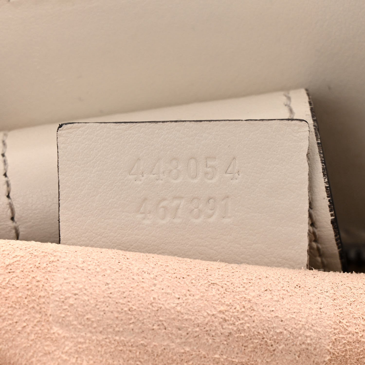 Gucci Calfskin Matelasse Small GG Marmont Tote White 8 of 17