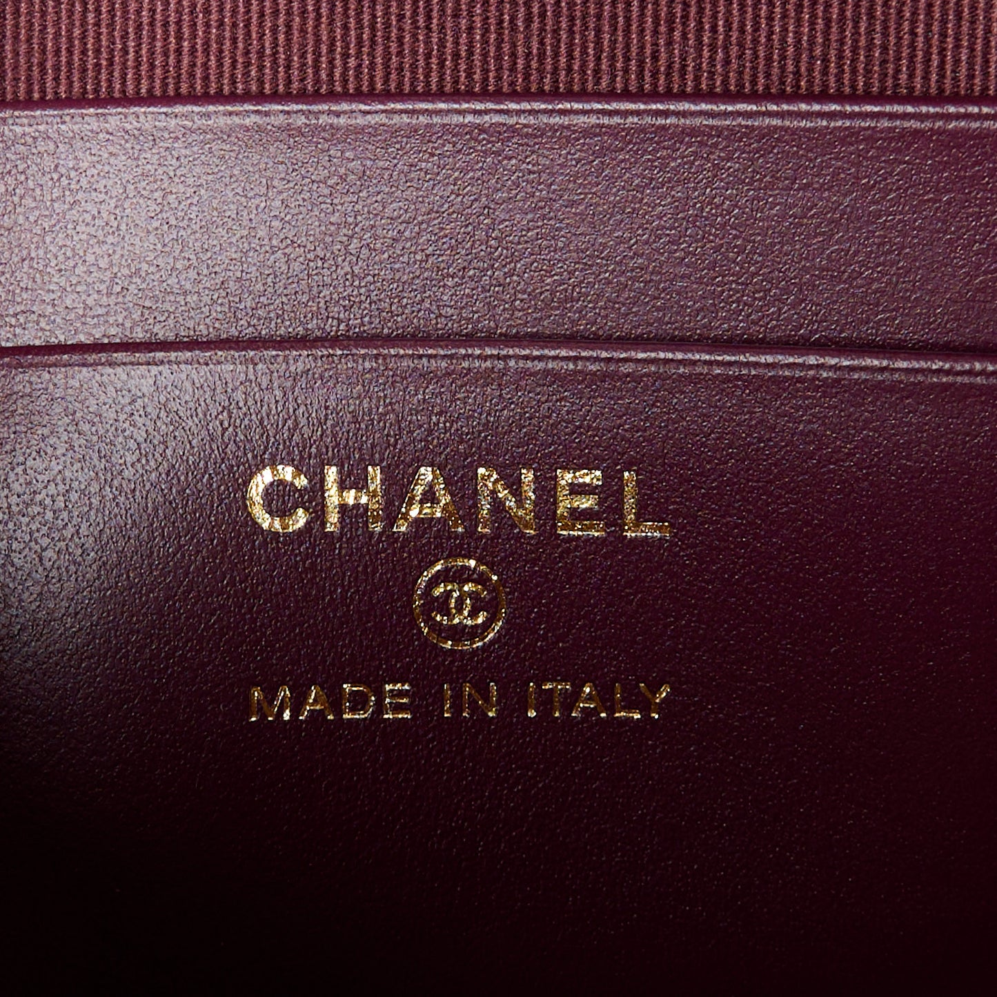 Caviar Quilted Classic Clutch With Chain Burgundy