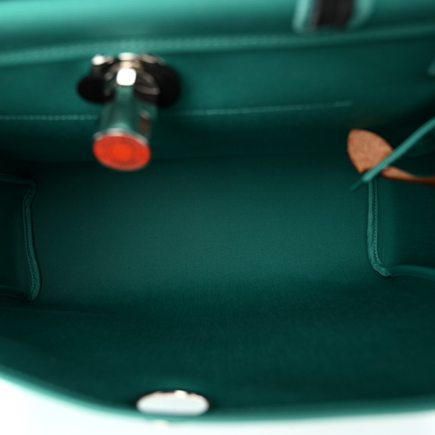 Hermes Military Toile Vache Hunter Laque Horseshoe Herbag Zip Retourne PM 31 Malachite 6 of 12