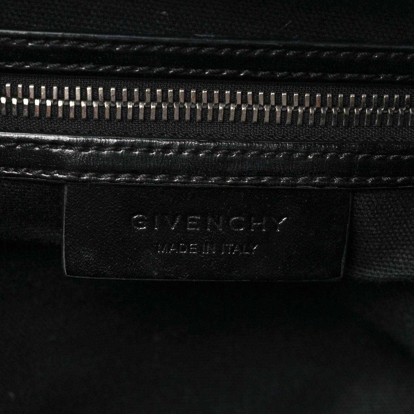 Shiny Lord Calfskin Small Antigona Black