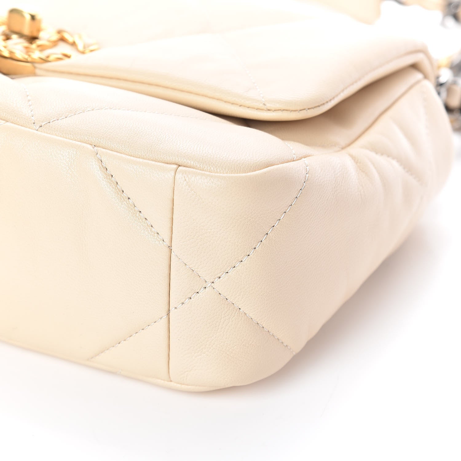 Chanel Goatskin Quilted Medium 19 Flap Beige 10 of 11
