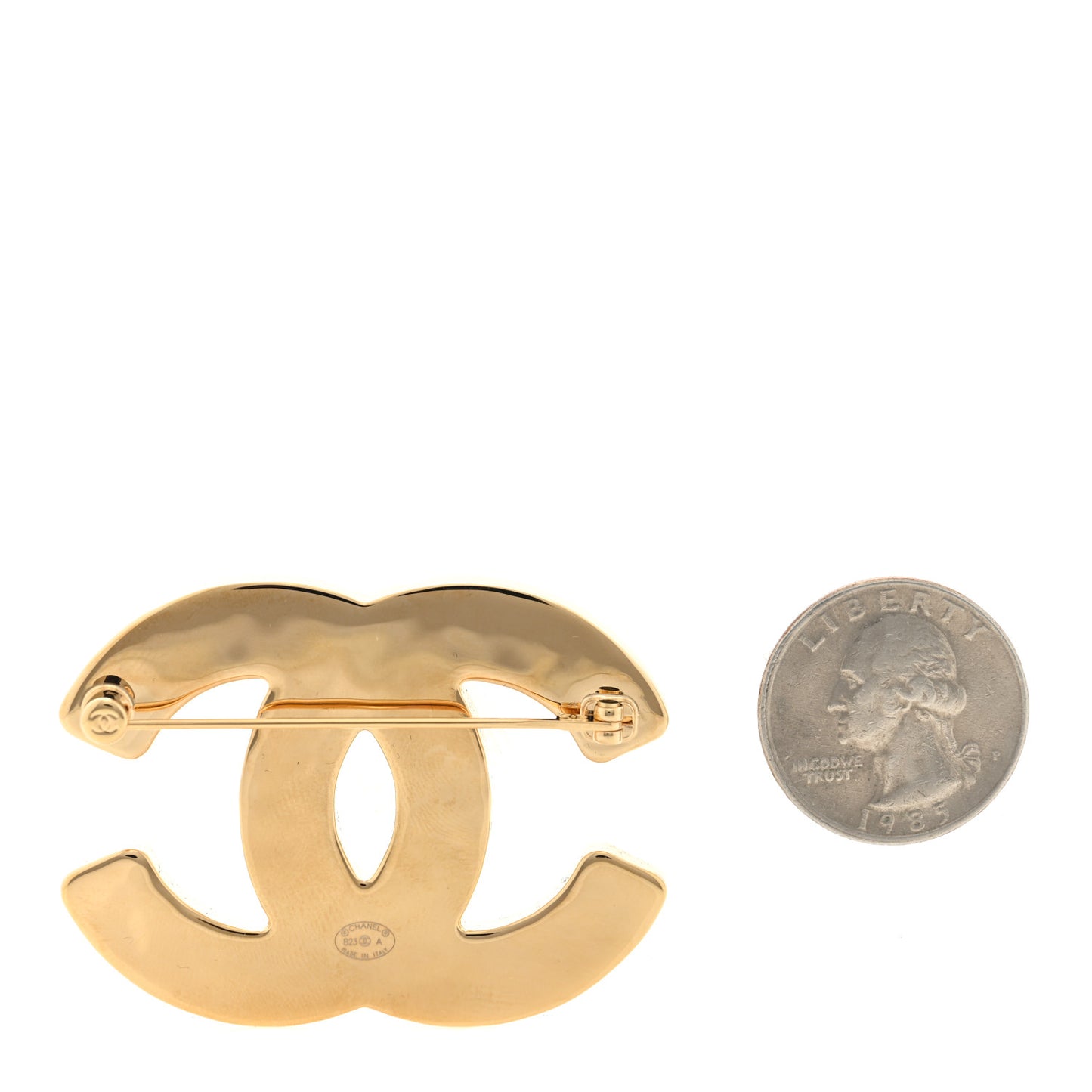 Metal Resin CC Brooch Gold White Gray