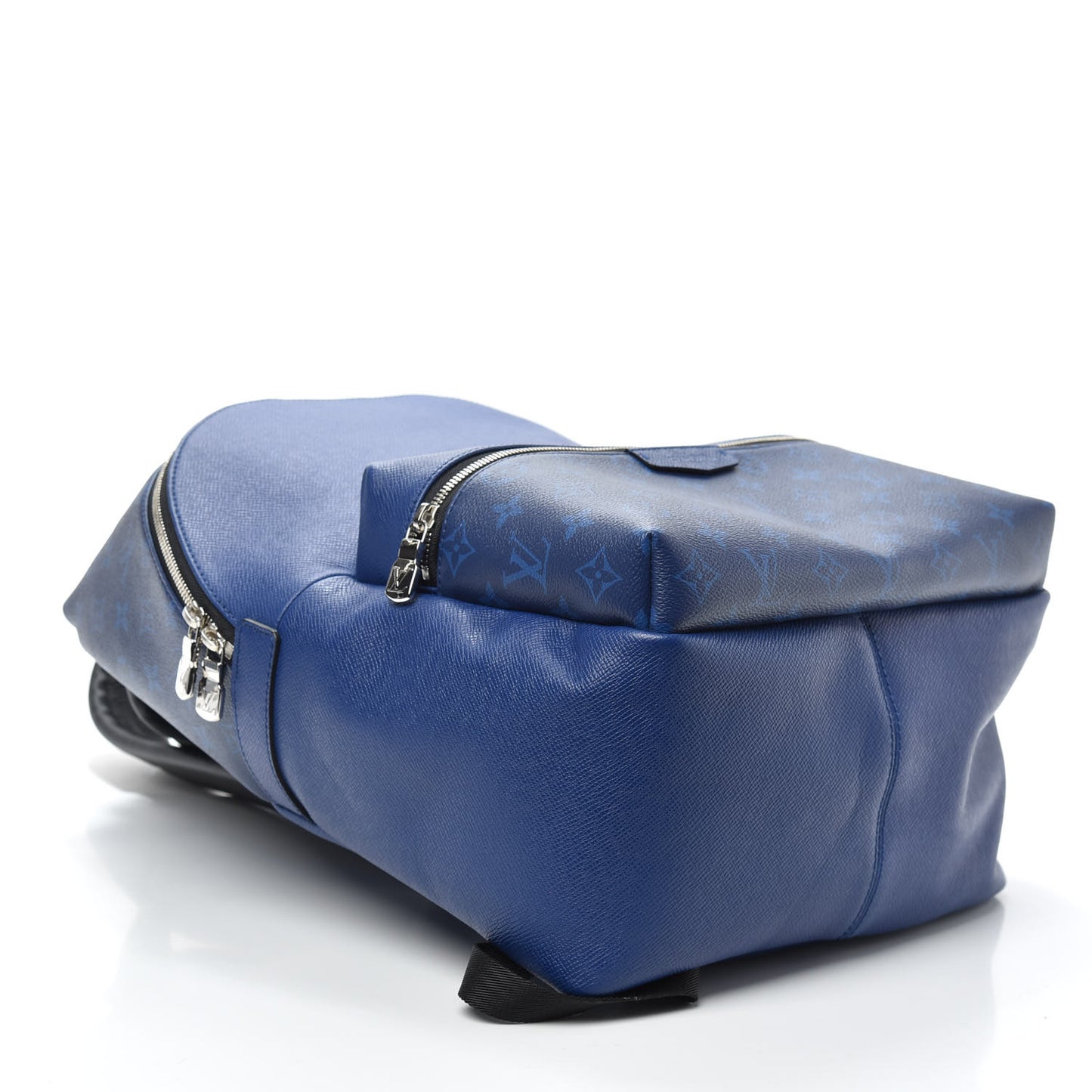 Taiga Monogram Discovery Backpack PM Cobalt