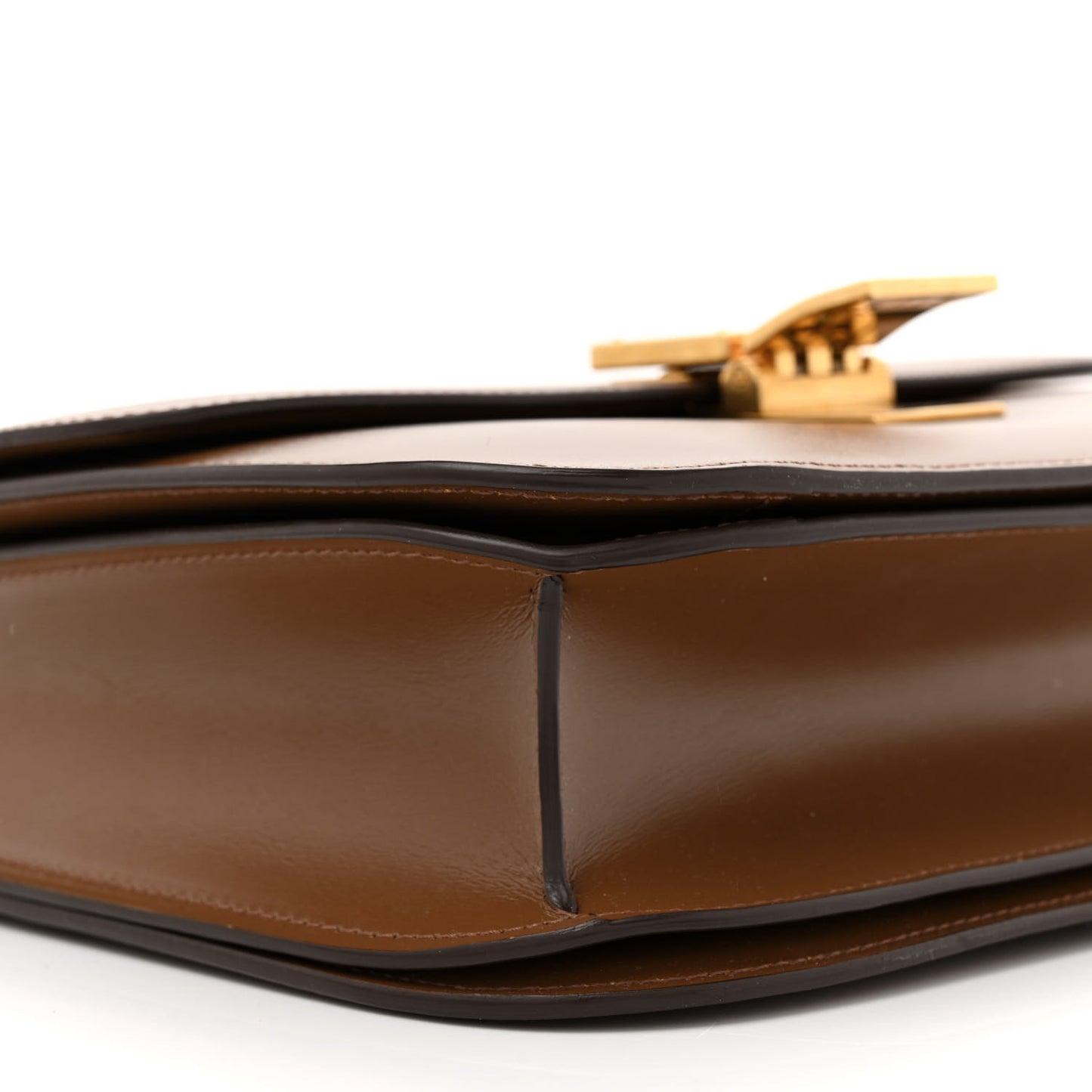 Box Calfskin Medium Classic Box Flap Bag Camel