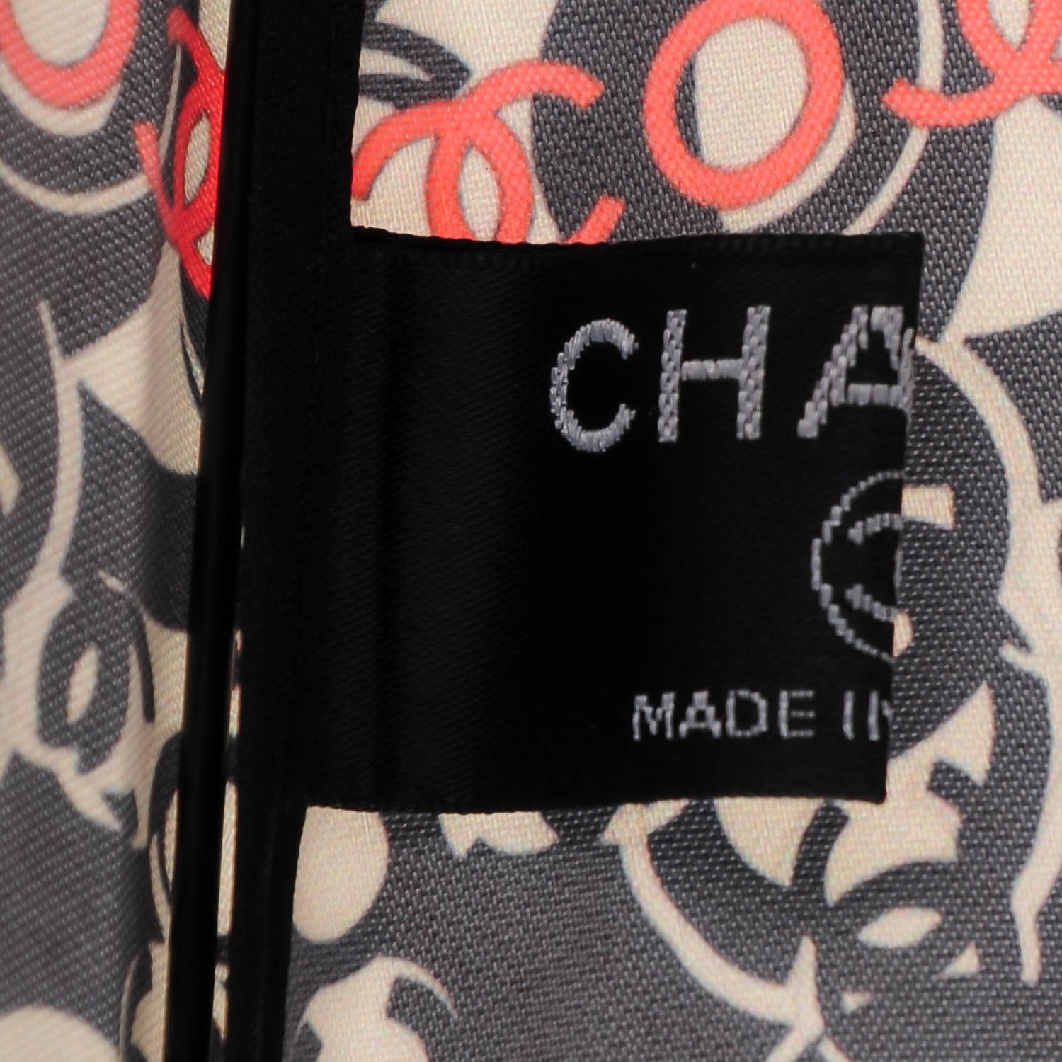 Chanel CC Umbrella w Patent Quilted Carrier Black 8 of 10