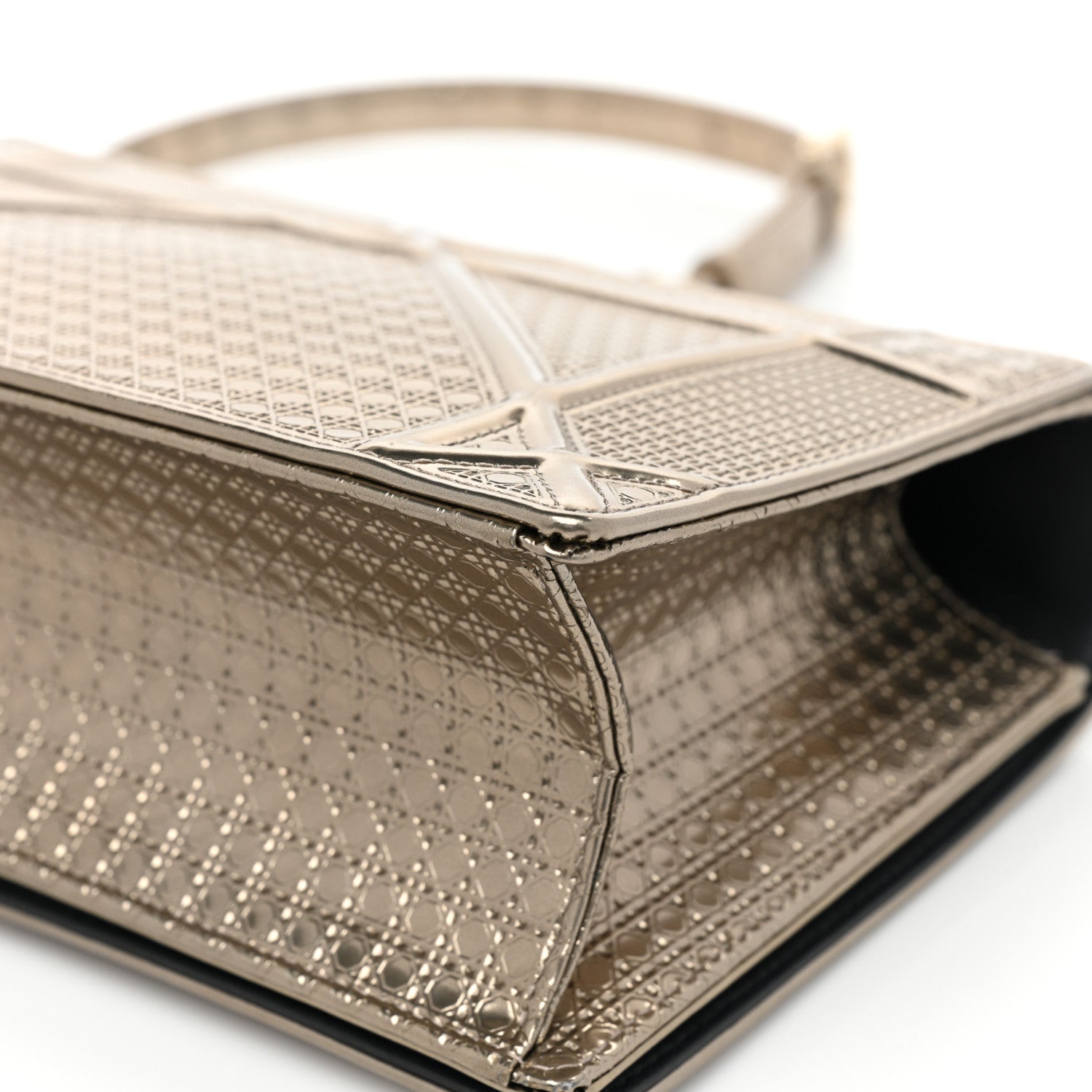 Christian Dior Metallic Patent Micro-Cannage Medium Diorama Flap Bag Gold 16 of 16