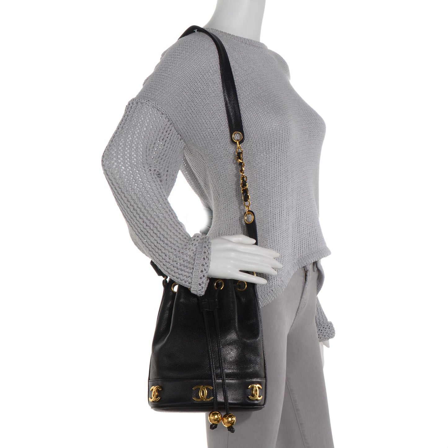 Caviar CC Drawstring Shoulder Bag Black