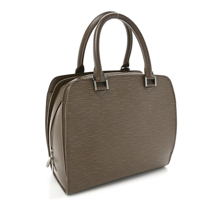 Louis Vuitton Epi Pont-Neuf Pepper 3 of 17