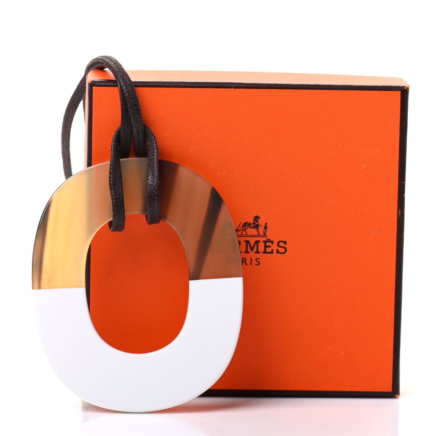 Buffalo Horn Isthme Pendant Necklace