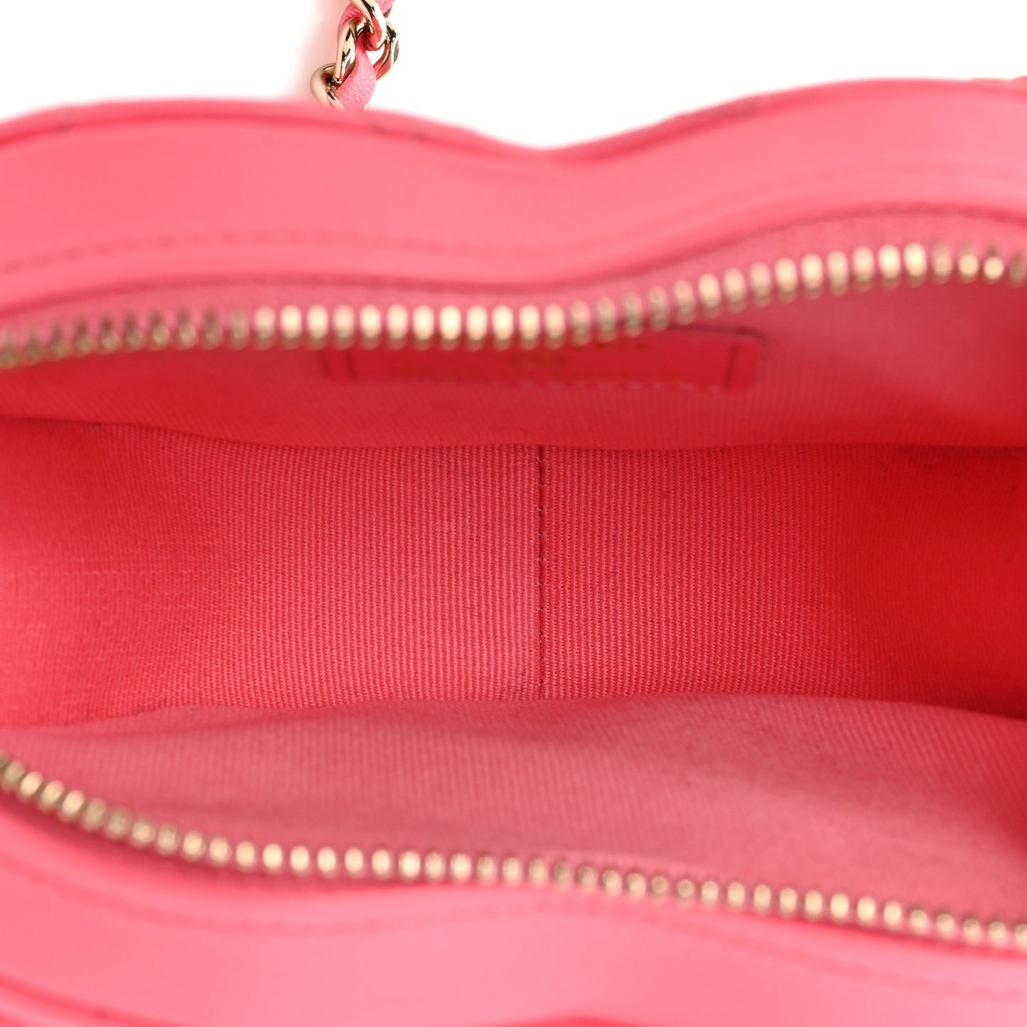 Lambskin Quilted CC In Love Heart Clutch With Chain Pink