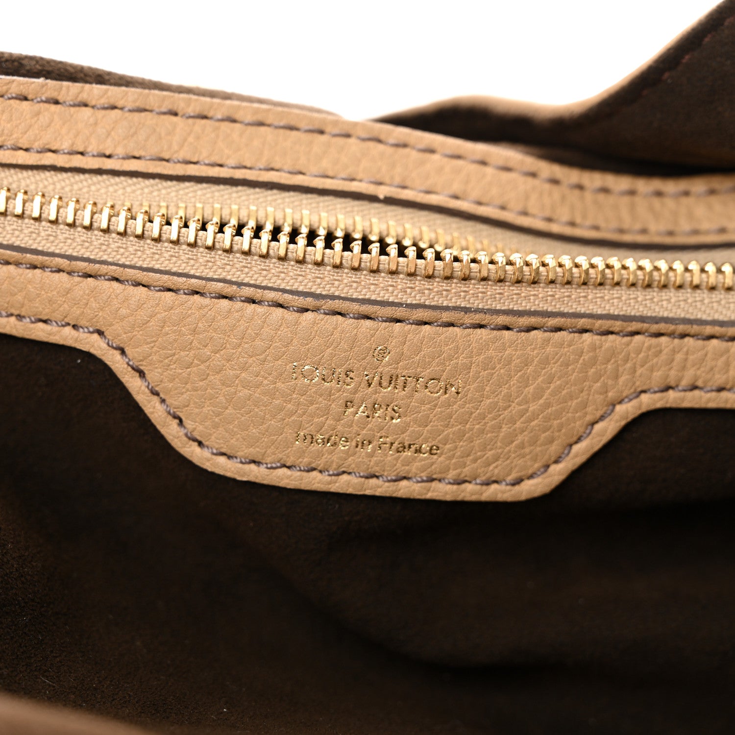 Louis Vuitton Mahina L Sable 6 of 12