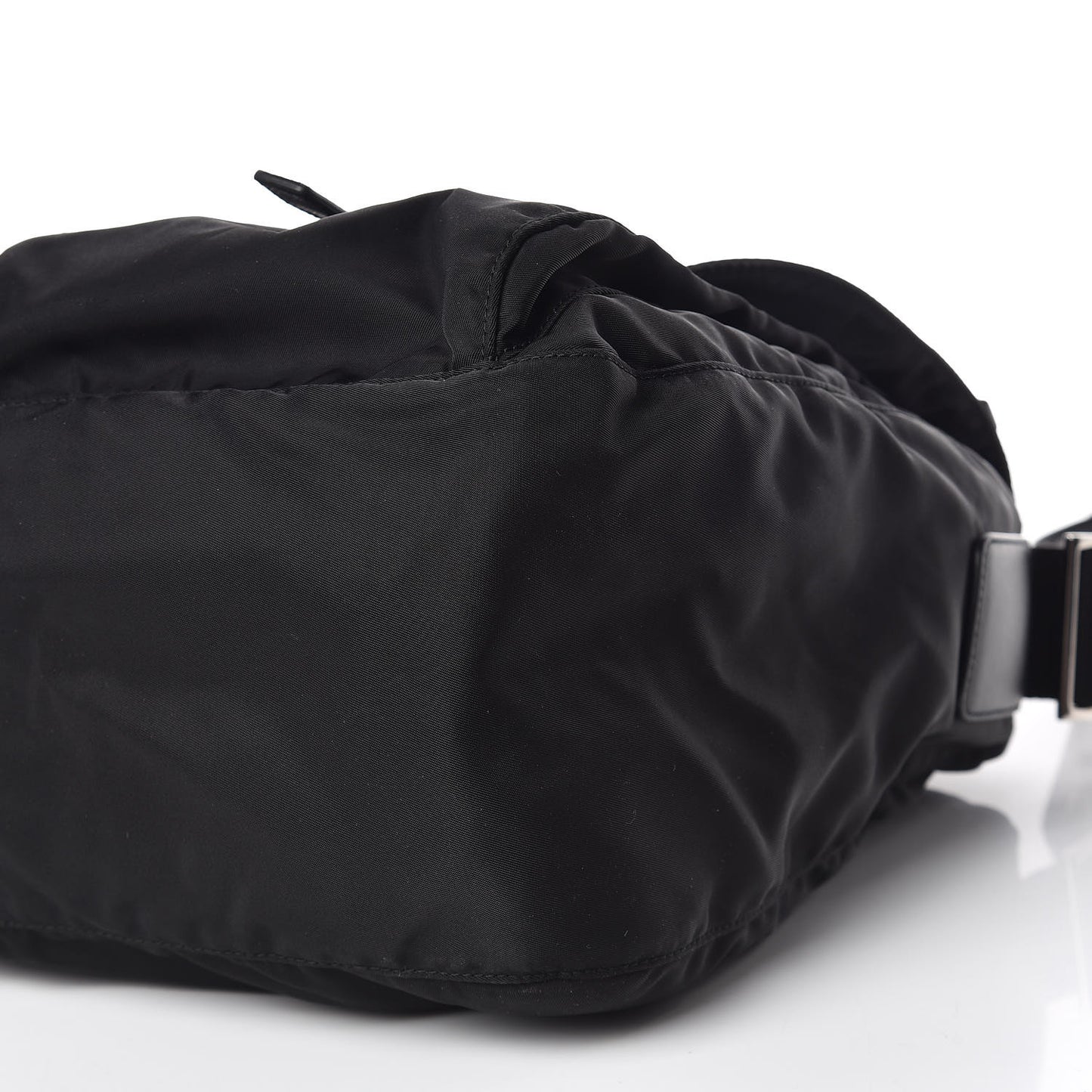 Tessuto Nylon Saffiano Messenger Bag Black