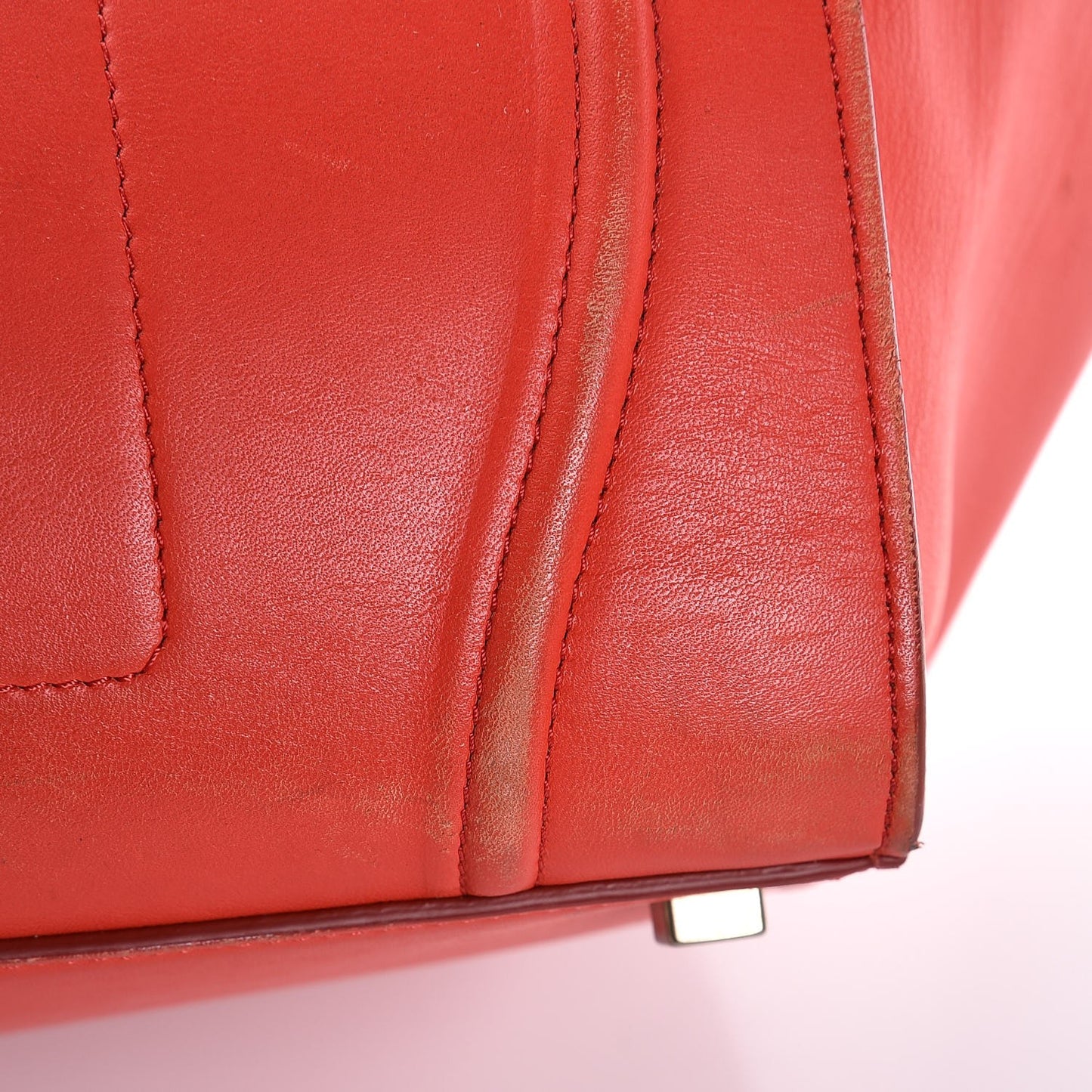 Smooth Calfskin Medium Phantom Luggage Vermillion