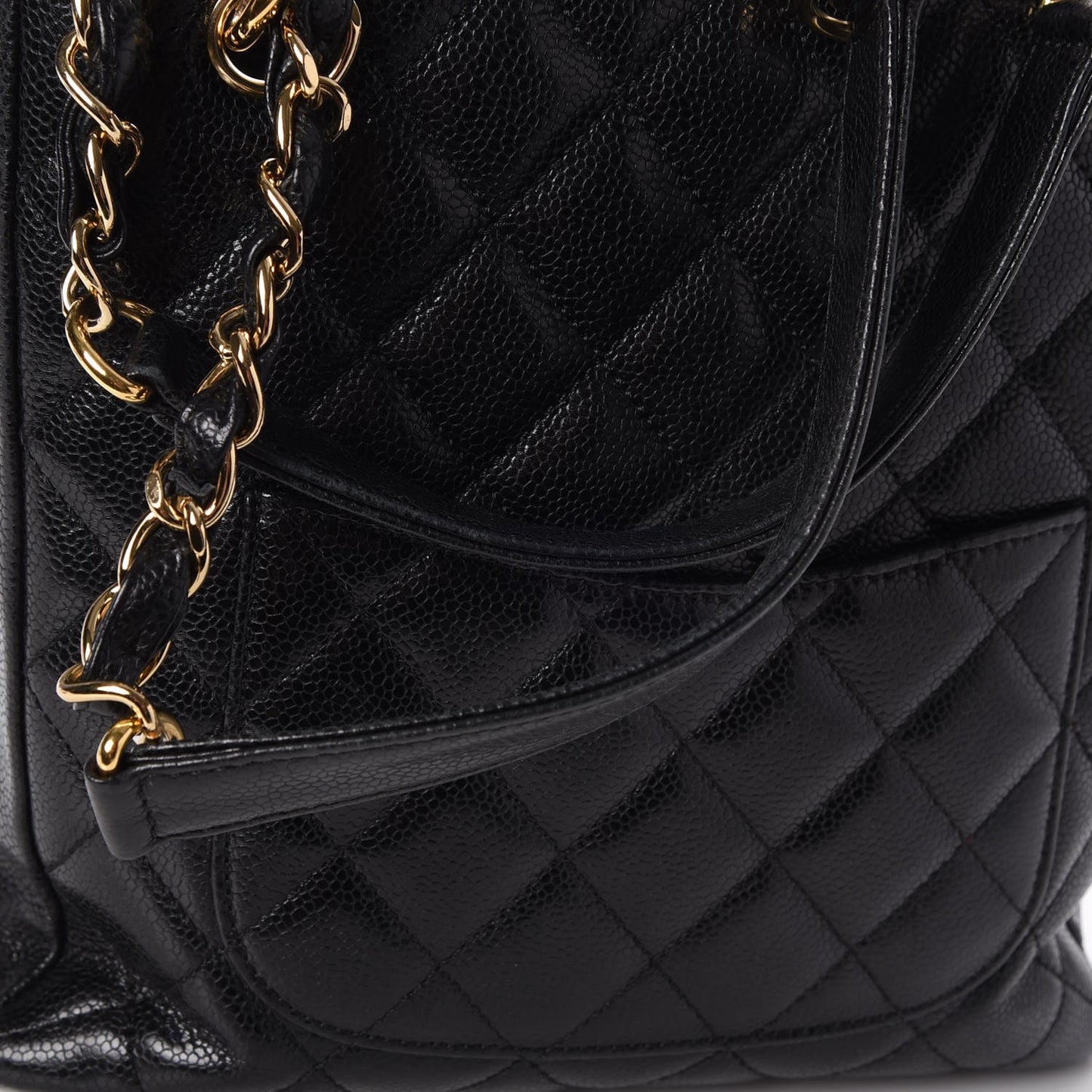 Caviar Quilted Petit Shopping Tote PST Black