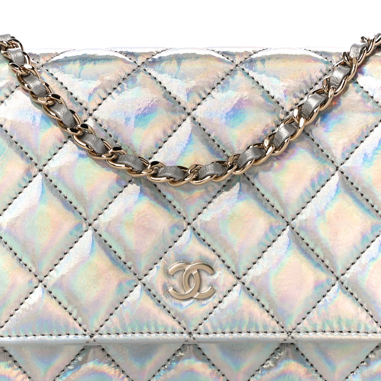 Iridescent Goatskin Quilted Wallet On Chain WOC Silver