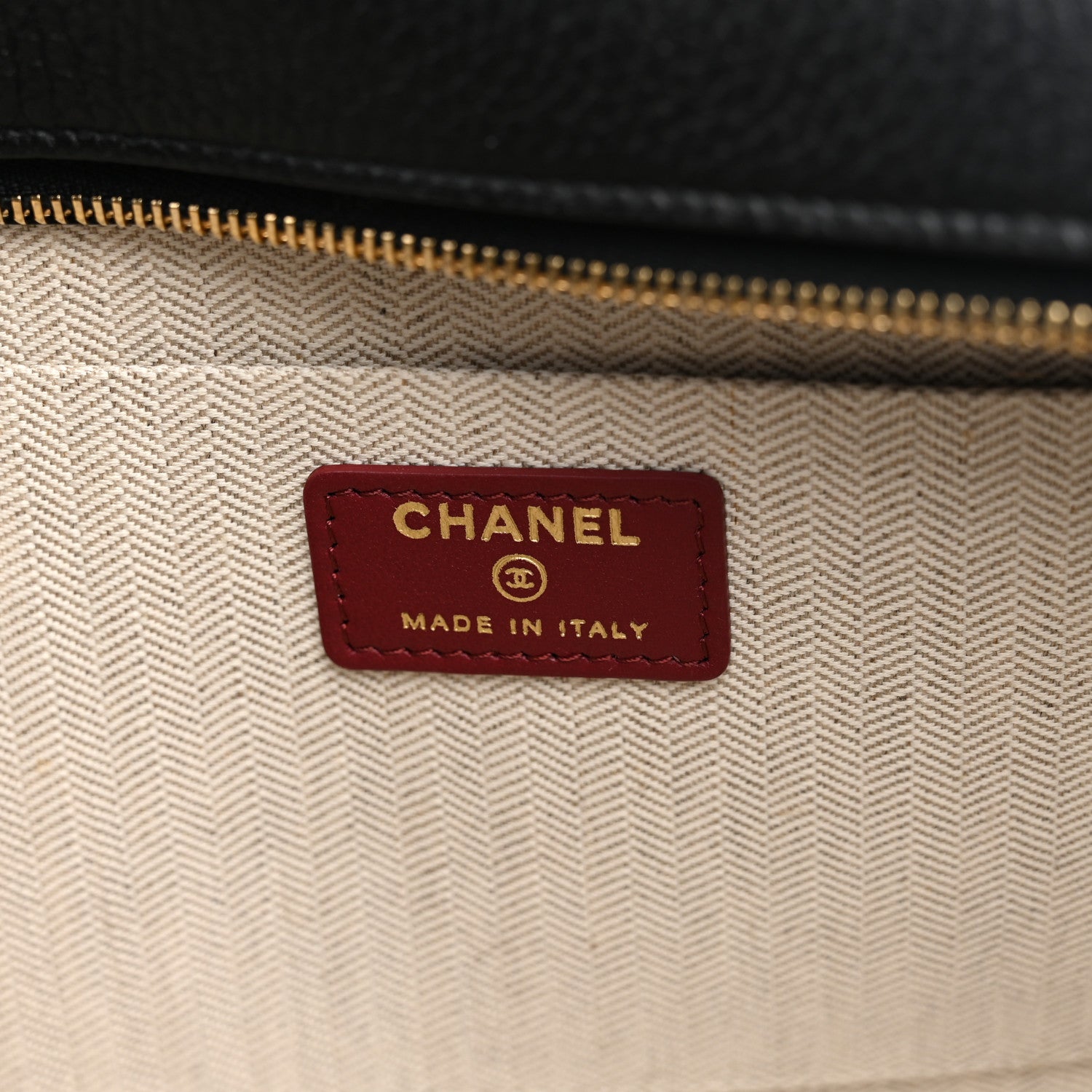 Chanel Grained Calfskin Large Zippered Pouch Black 6 of 10
