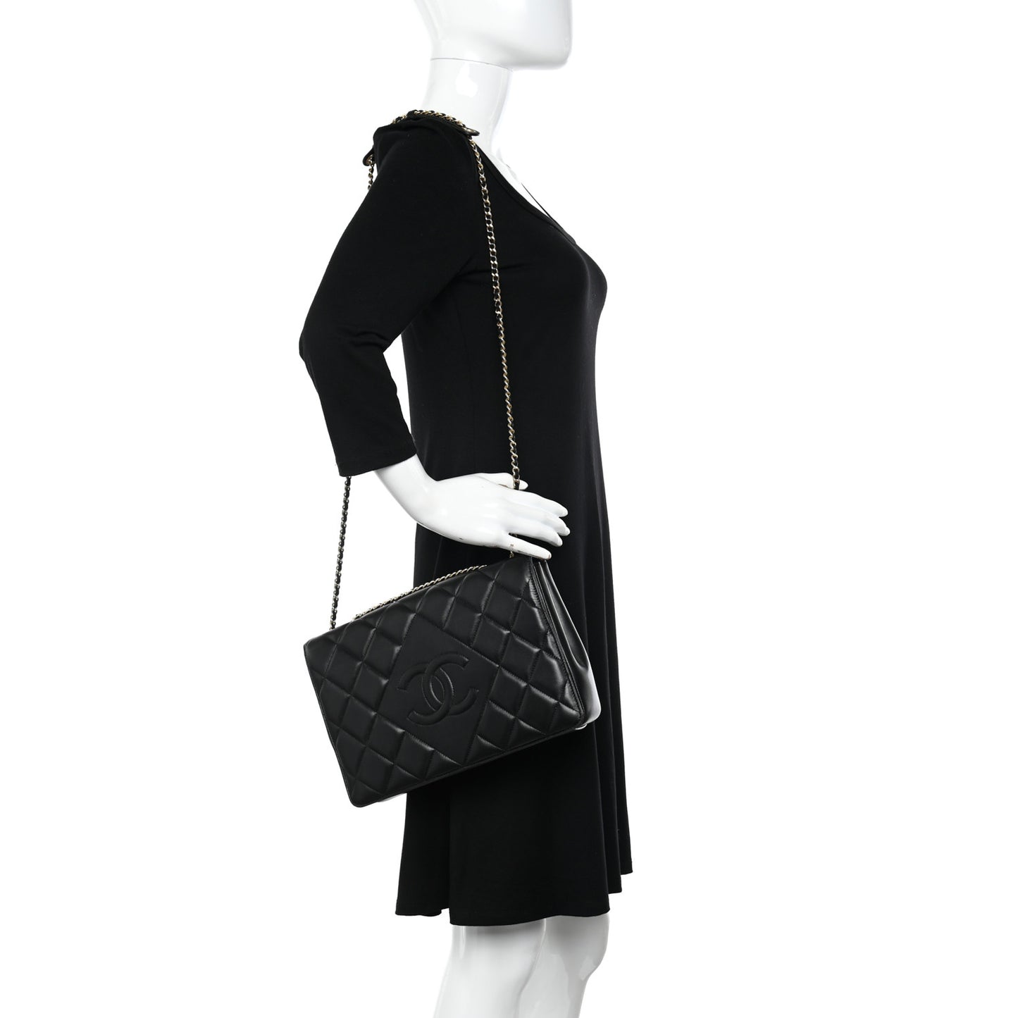 Lambskin Quilted Medium Diamond CC Flap Black