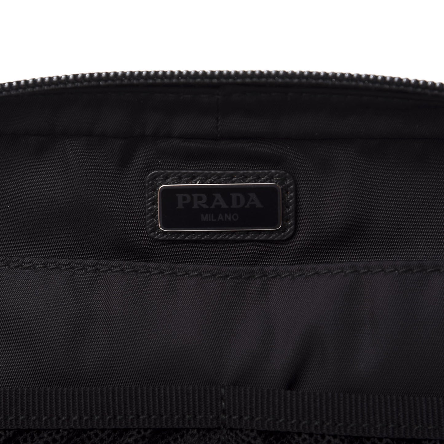 Tessuto Nylon Saffiano Maniglia Pouch Black
