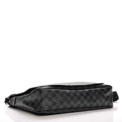 Louis Vuitton Damier Graphite Daniel GM 4 of 8