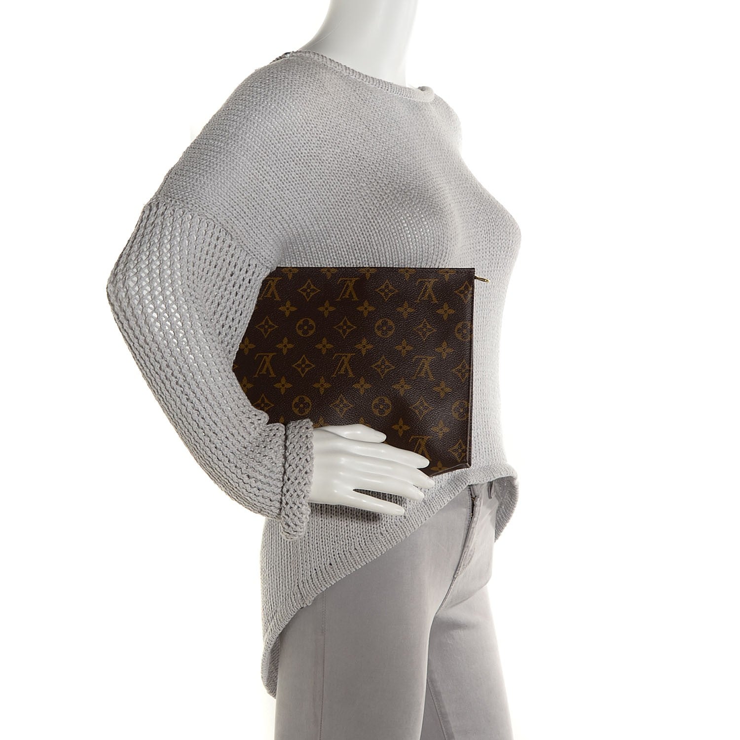 Louis Vuitton Monogram Toiletry Pouch 26 2 of 7