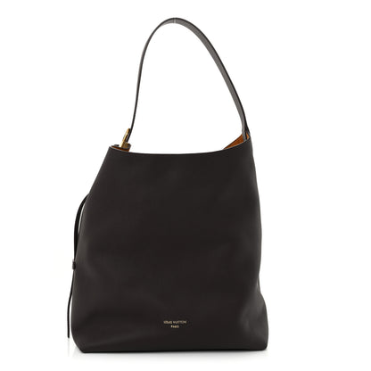 Louis Vuitton Grained Calfskin Low Key Hobo MM Ebene 1 of 10