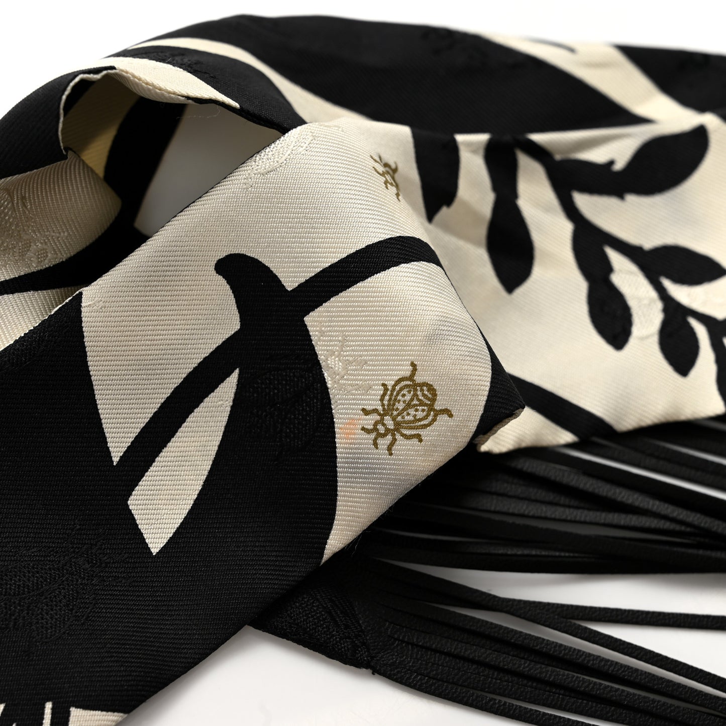 Silk Calfskin Bouquet Final Fringed Twilly Creme Black