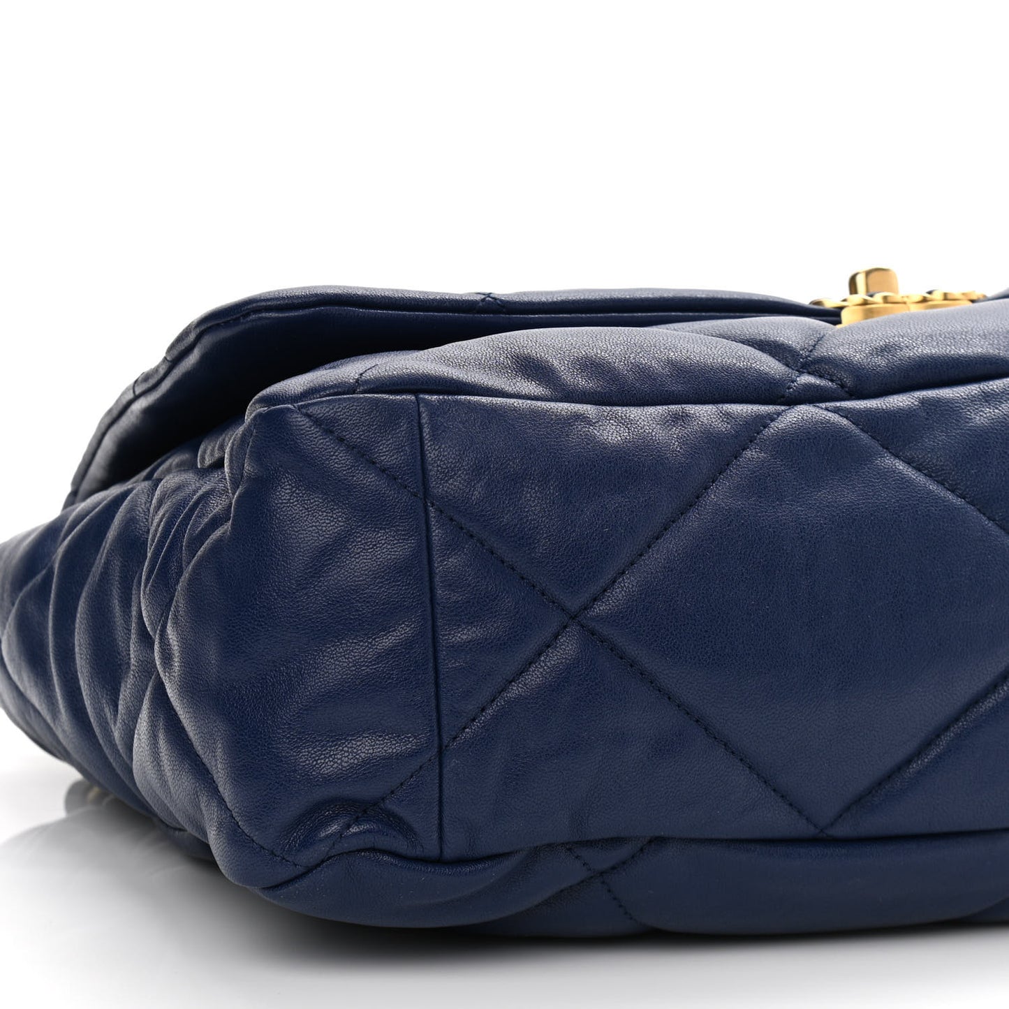 Goatskin Quilted Maxi Chanel 19 Flap Blue