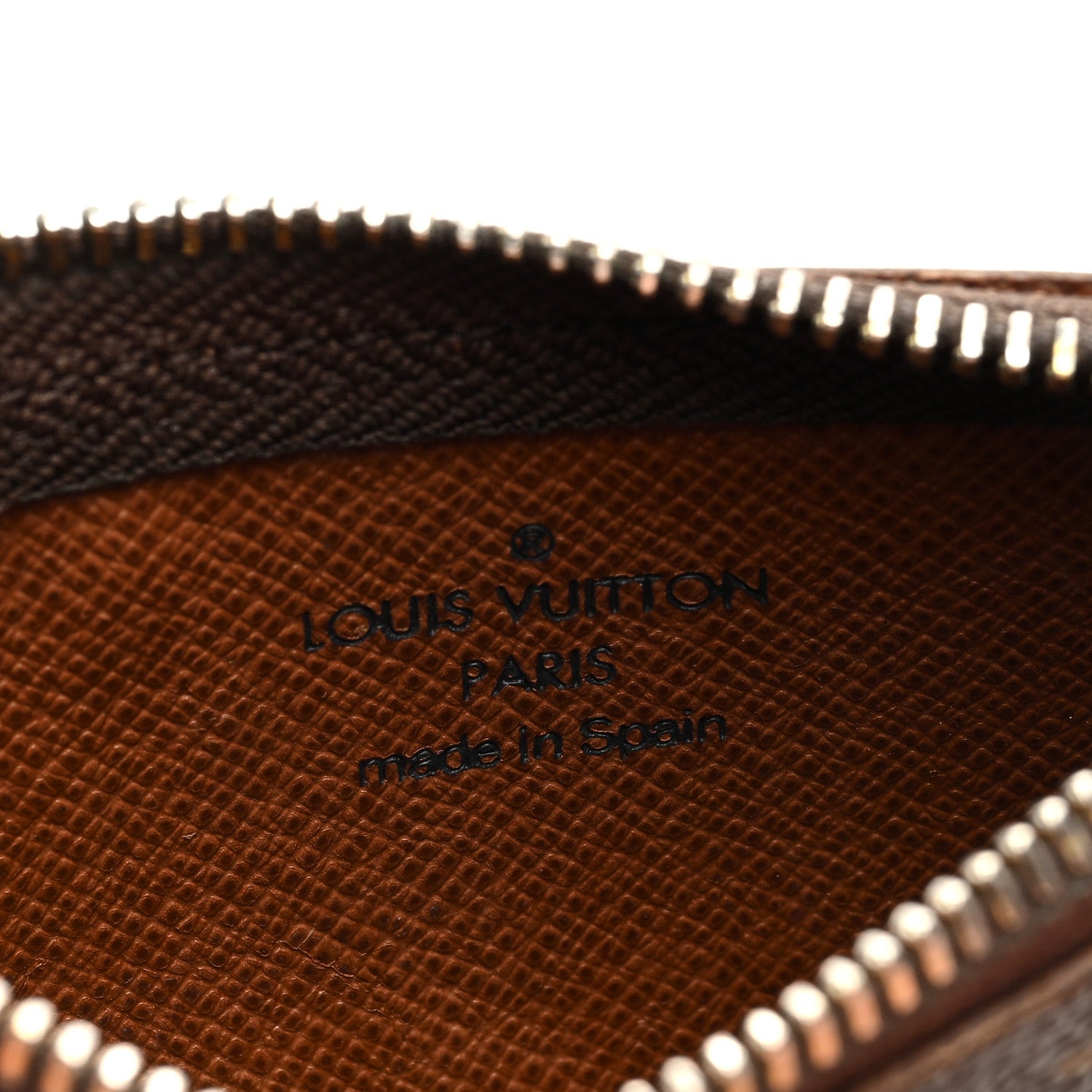 Louis Vuitton Monogram Key Pouch 6 of 6