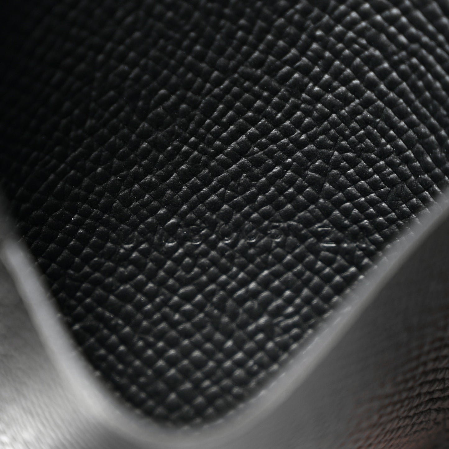 Epsom Bearn Card Holder Wallet Black