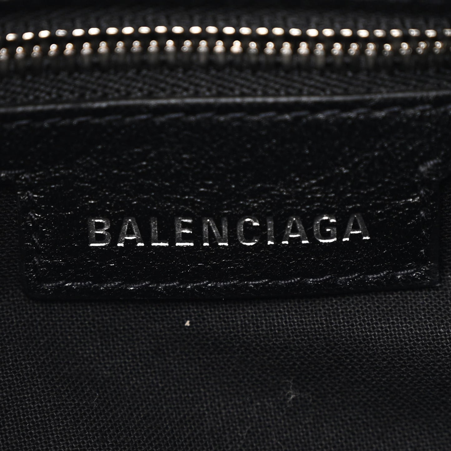 Agneau Arena Small Le Cagole Shoulder Bag Black