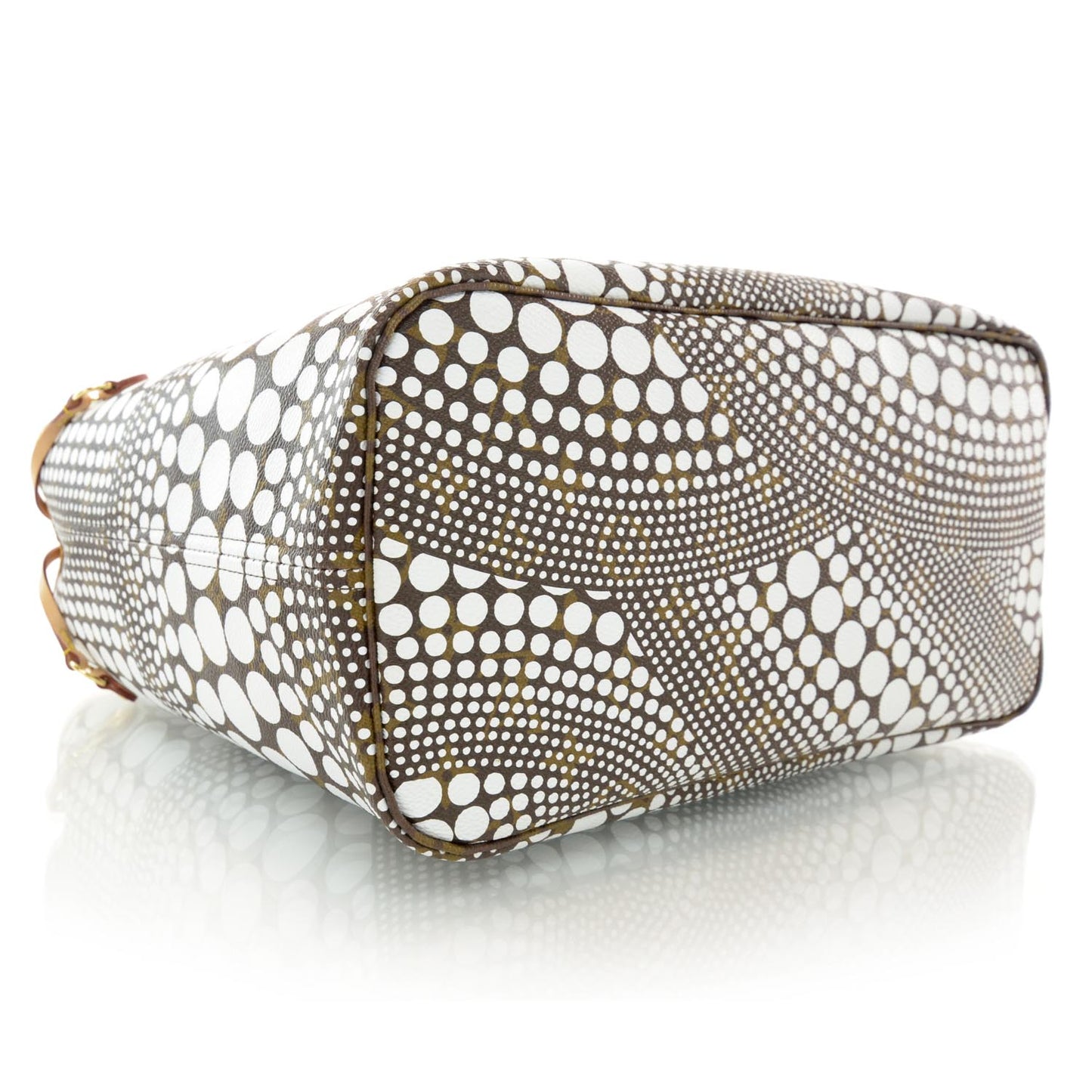 Monogram Kusama Waves Neverfull MM White