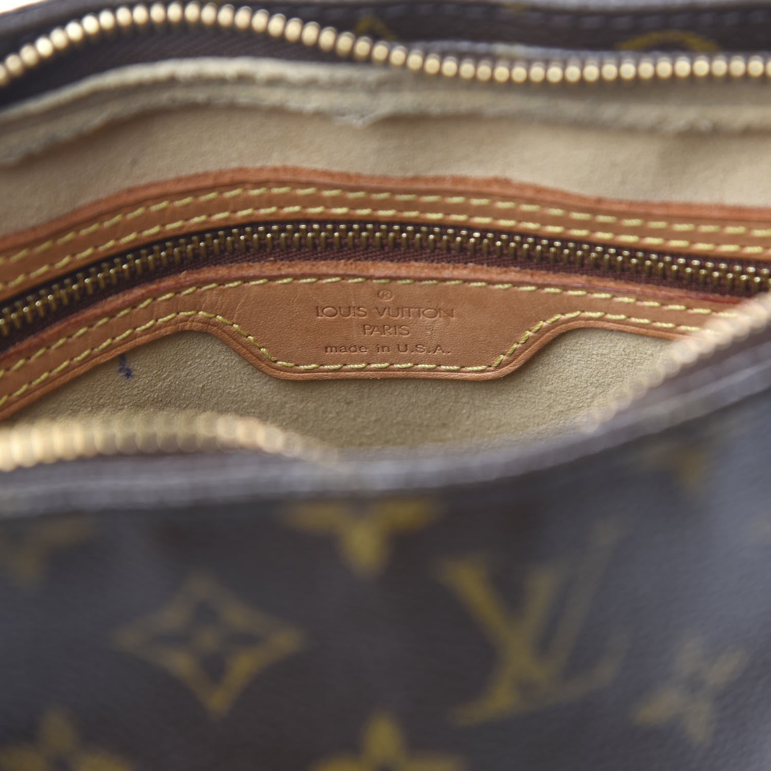 Louis Vuitton Monogram Looping MM 6 of 16