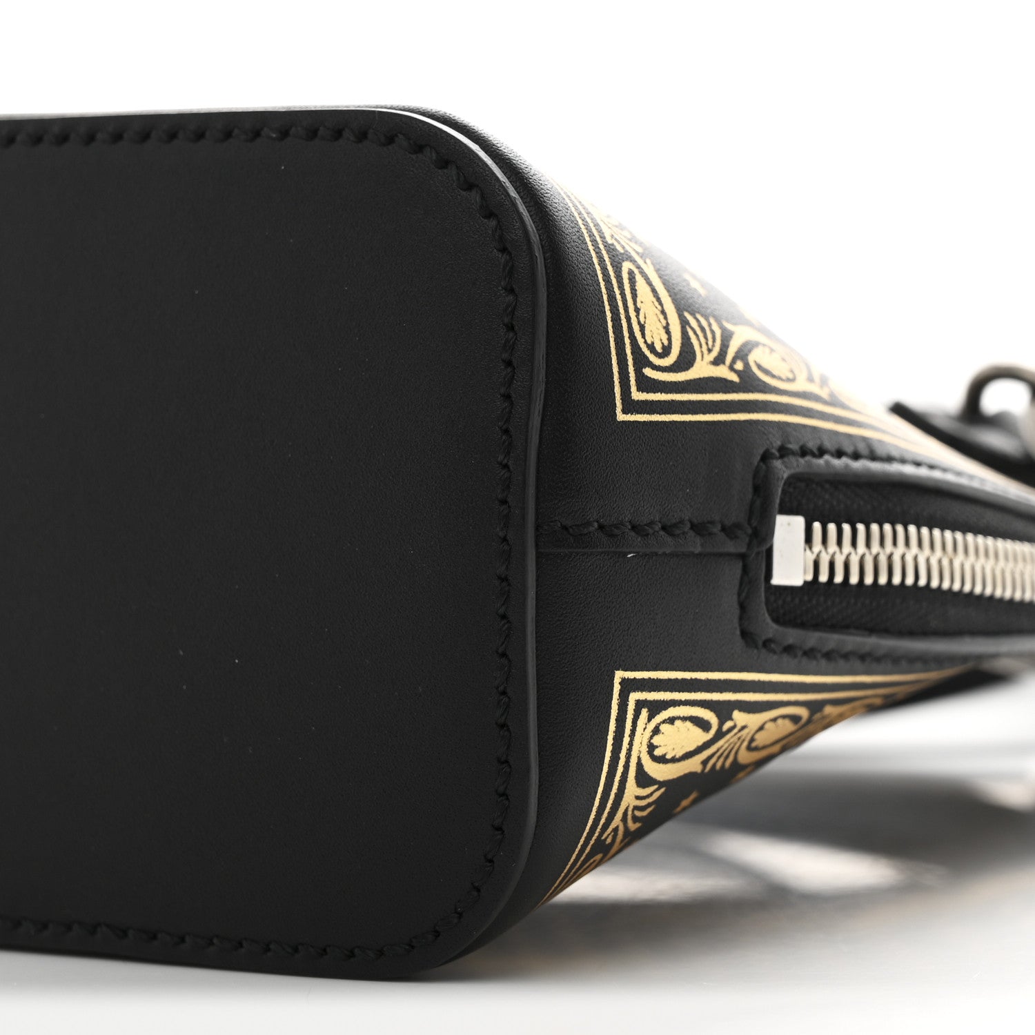 Gucci X SEGA Calfskin GUCCY Stars Mini Dome Shoulder Bag Black Gold 9 of 11